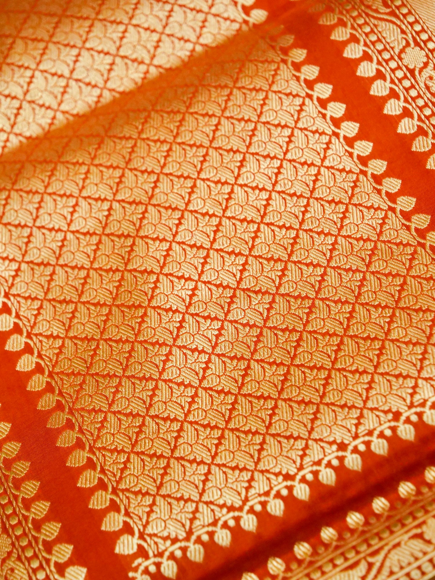 Handloom Banarasi Katan Silk Zari Tanchoi Saree in Rust - Khinkhwab