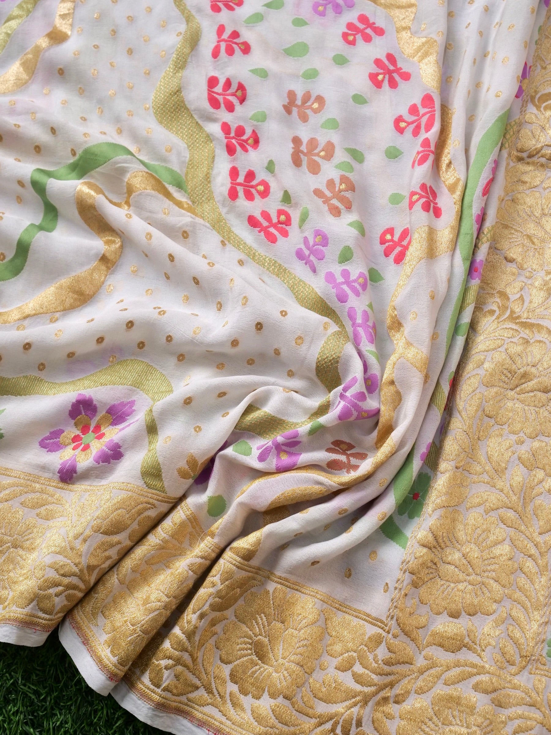 Georgette Banarasi Dyeable Dupatta