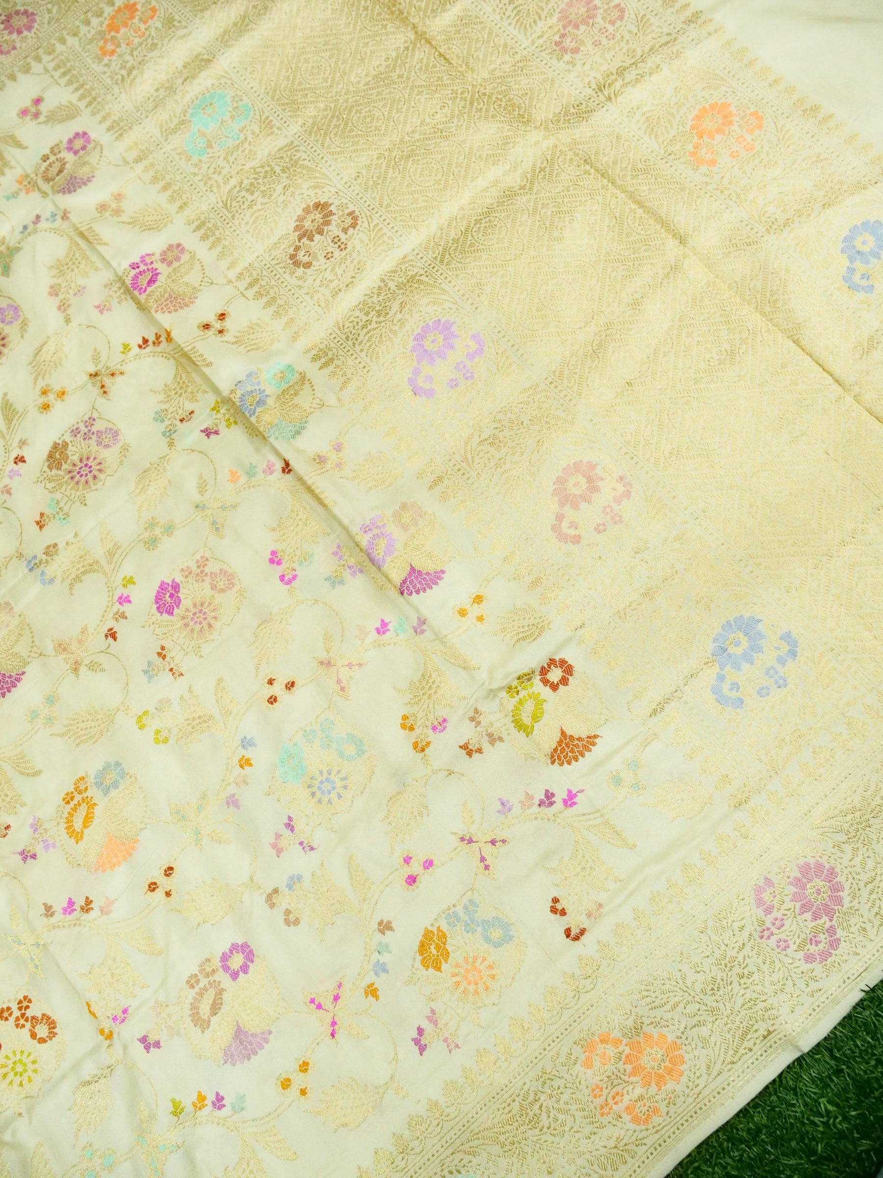 Banarasi Pure Katan Silk Kadwa Meenakari Saree | Ivory - Khinkhwab