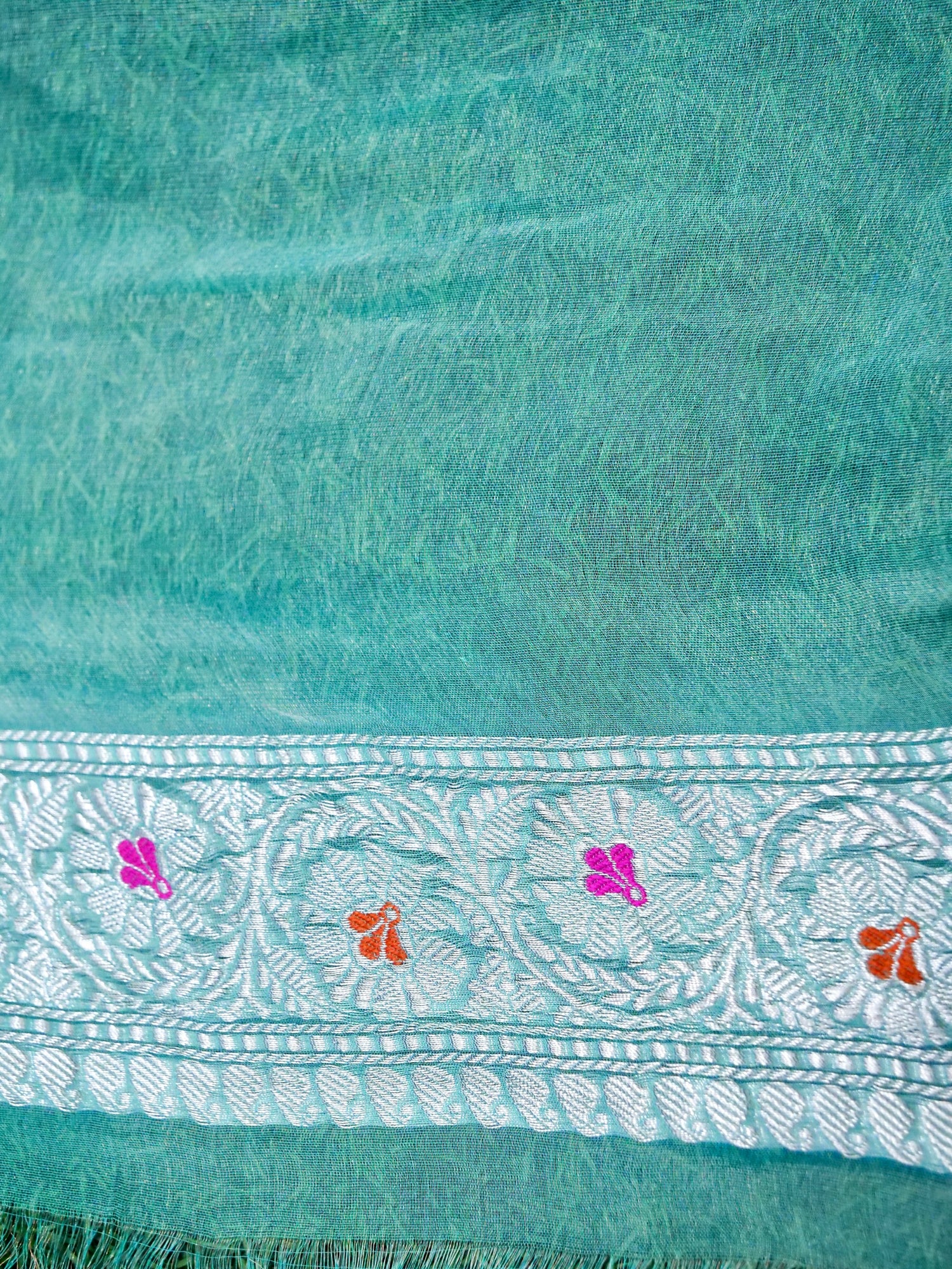 Khaddi Chiffon Tissue Kadwa Kairi Handwoven Banarasi Saree in Sky Blue - Khinkhwab