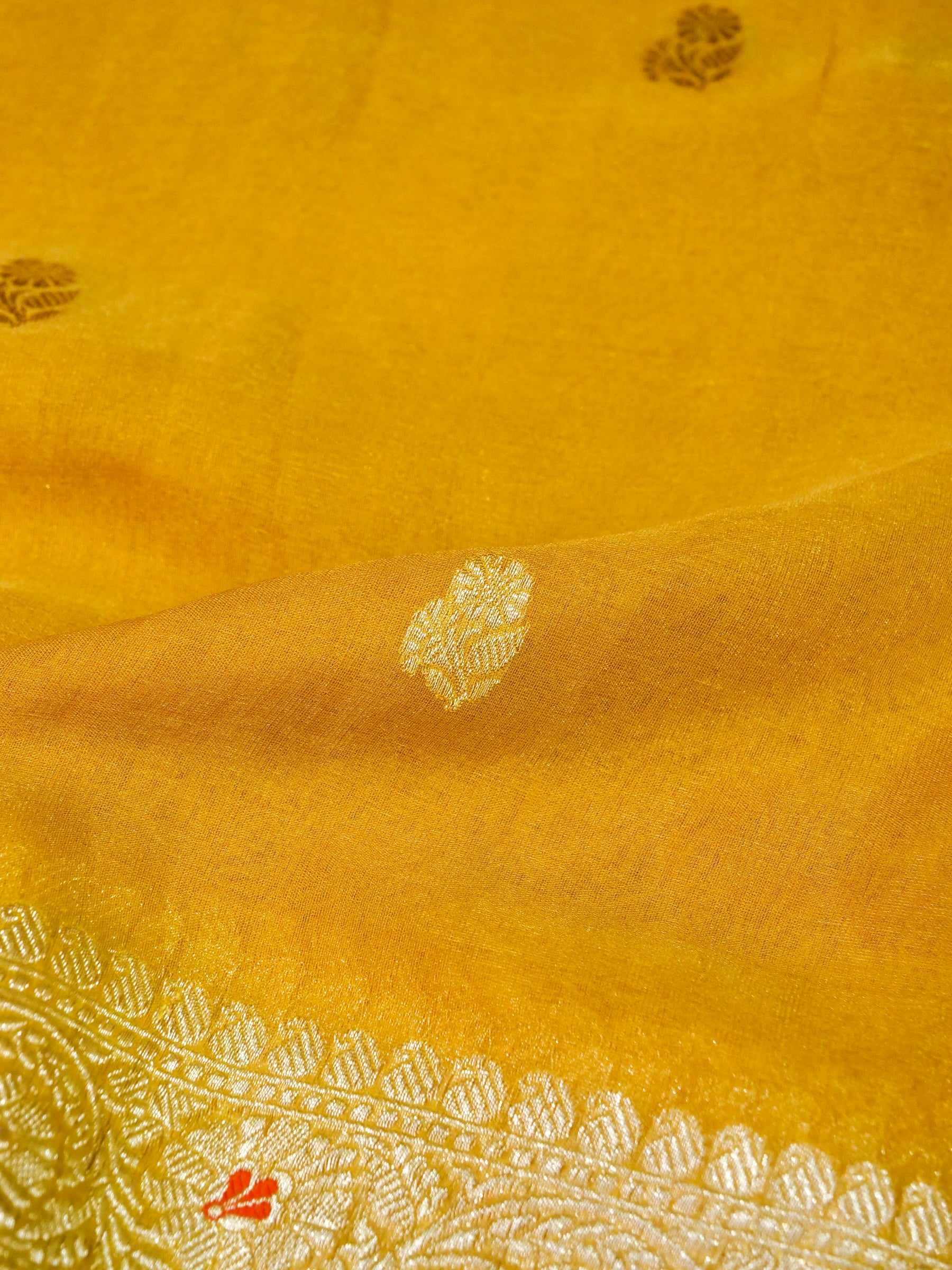 Khaddi Chiffon Tissue Kadwa Kairi Handwoven Banarasi Saree in Mustard Yellow - Khinkhwab