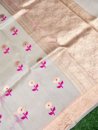 Banarasi Kora Silk Kadwa Meenakari Handwoven Saree in Ivory Cream - Khinkhwab