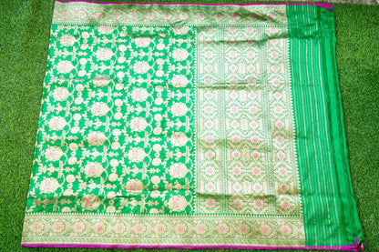 Handwoven Pure Katan Silk Banarasi Mughal Boota Saree