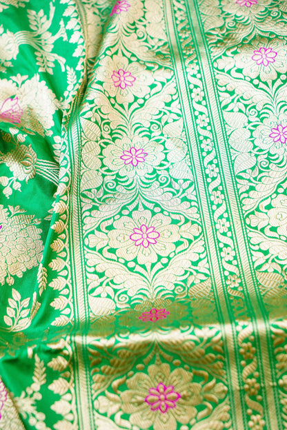 Handwoven Pure Katan Silk Banarasi Mughal Boota Saree