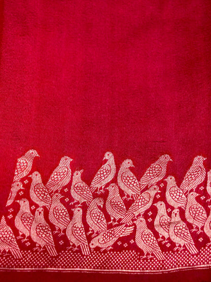 Banarasi Katan Silk Kadwa Bird Motif Handwoven Saree in Crimson Red - Khinkhwab