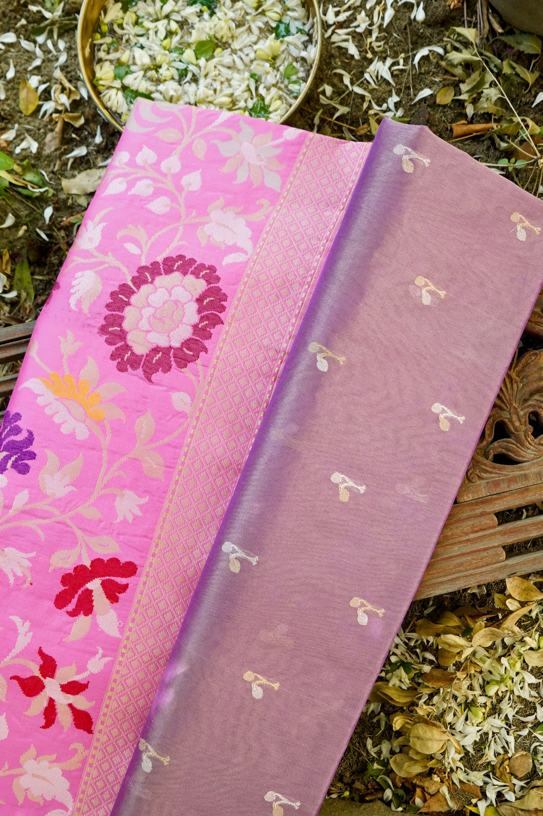 Banarasi Kora Silk Kadwa Botldar Kadyal Handloom Saree | Purple - Khinkhwab