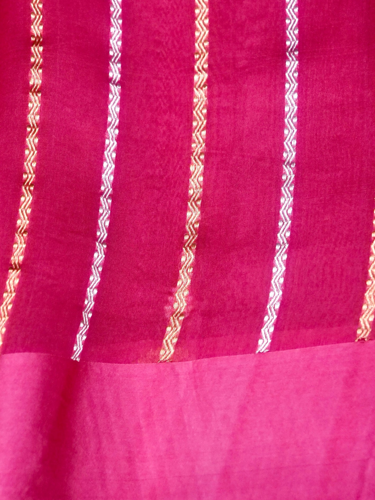 Banarasi Katan Silk Kadwa Marigold Handwoven Saree in Rani Pink - Khinkhwab