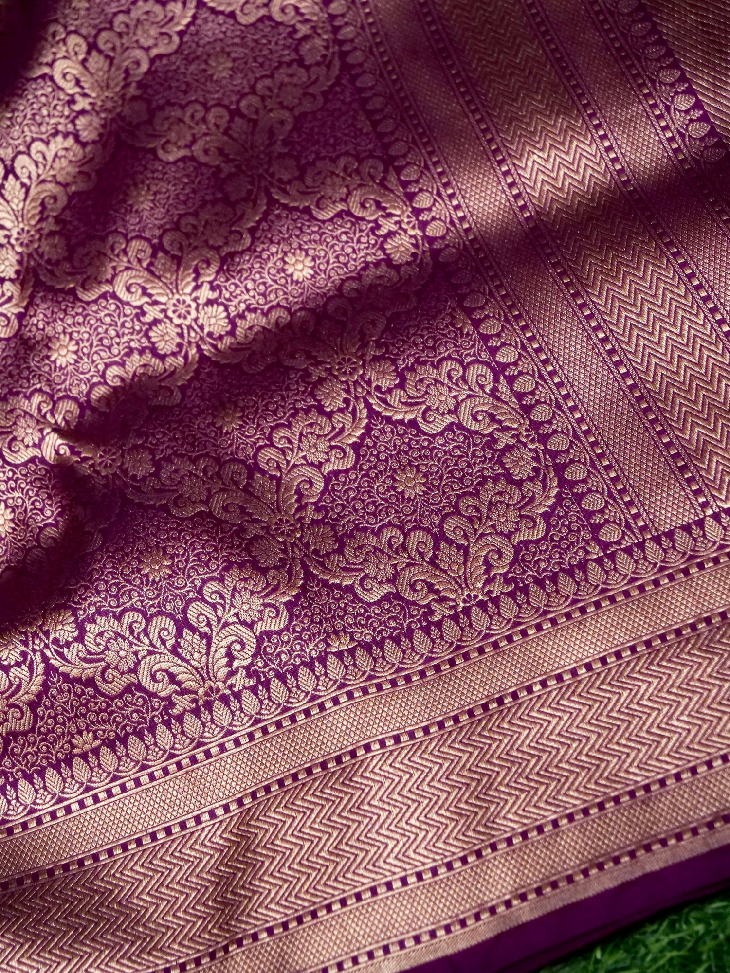 Banarasi Katan Silk Zari Tanchoi Handwoven Saree in Wine Purple