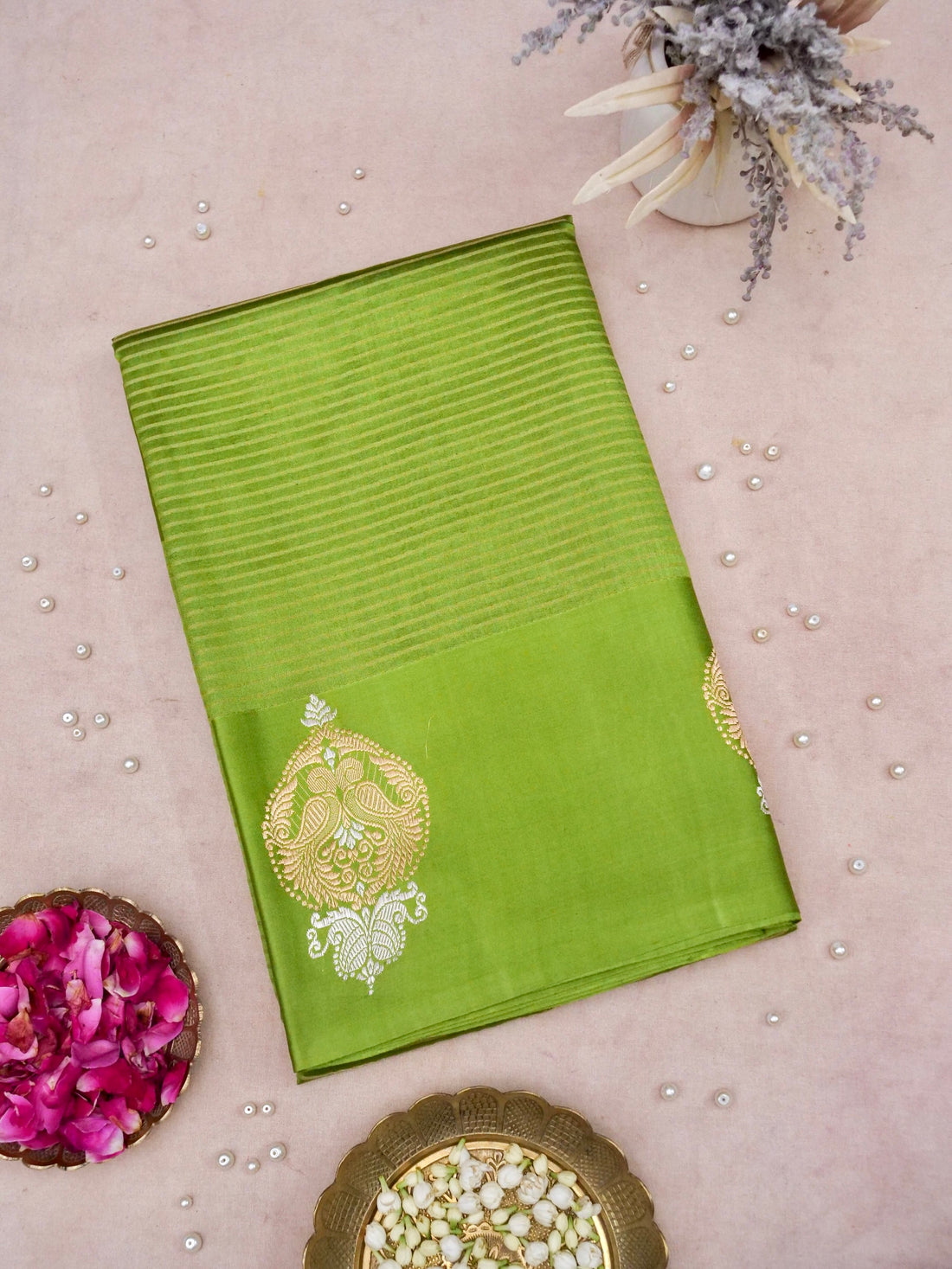 Banarasi Katan Silk Kadwa Striped Handwoven Saree in Parrot Green - Khinkhwab