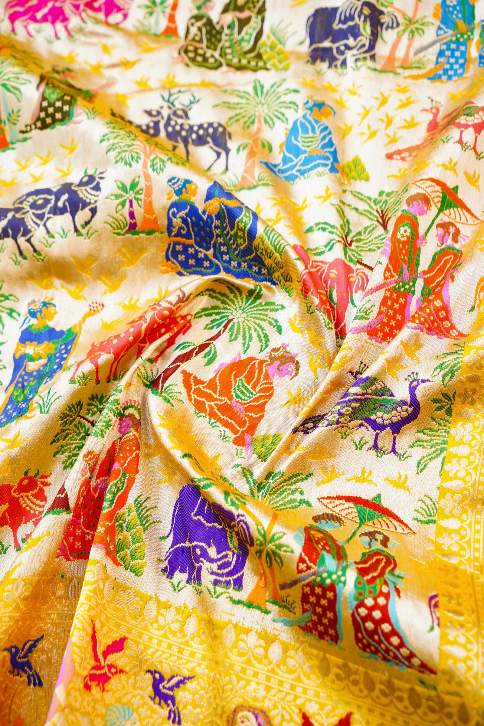 Handwoven Banarasi Katan Silk Kadwa Shikargah Saree