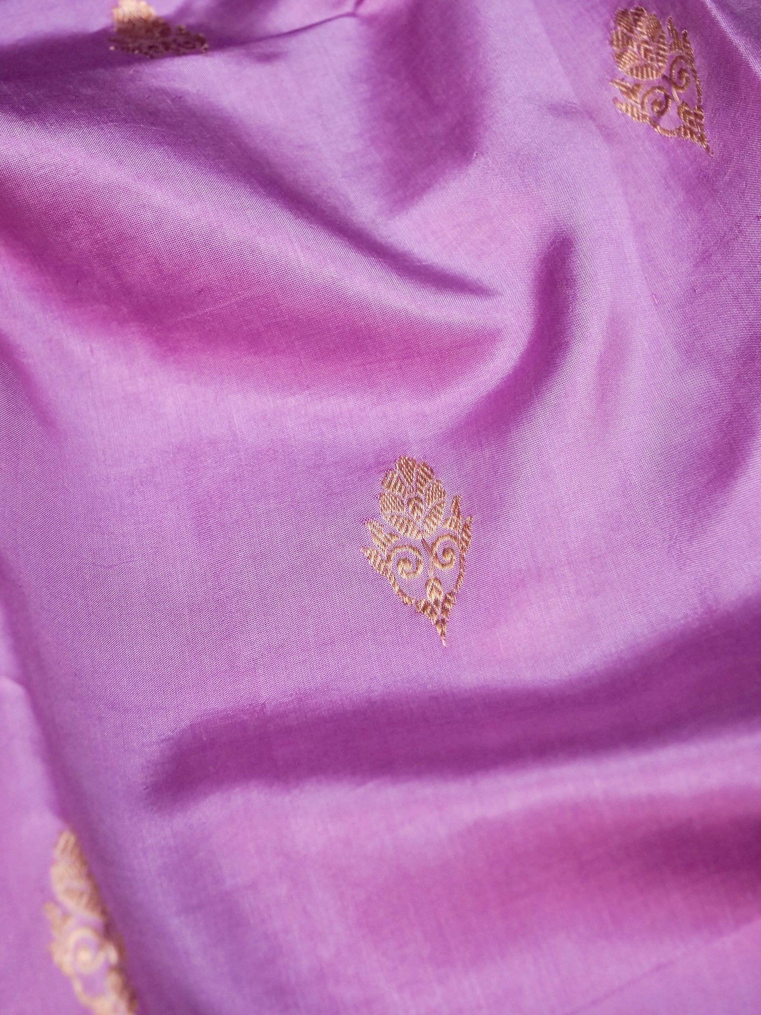 Banarasi Katan Silk Kadwa Handwoven Saree in Lilac - Khinkhwab