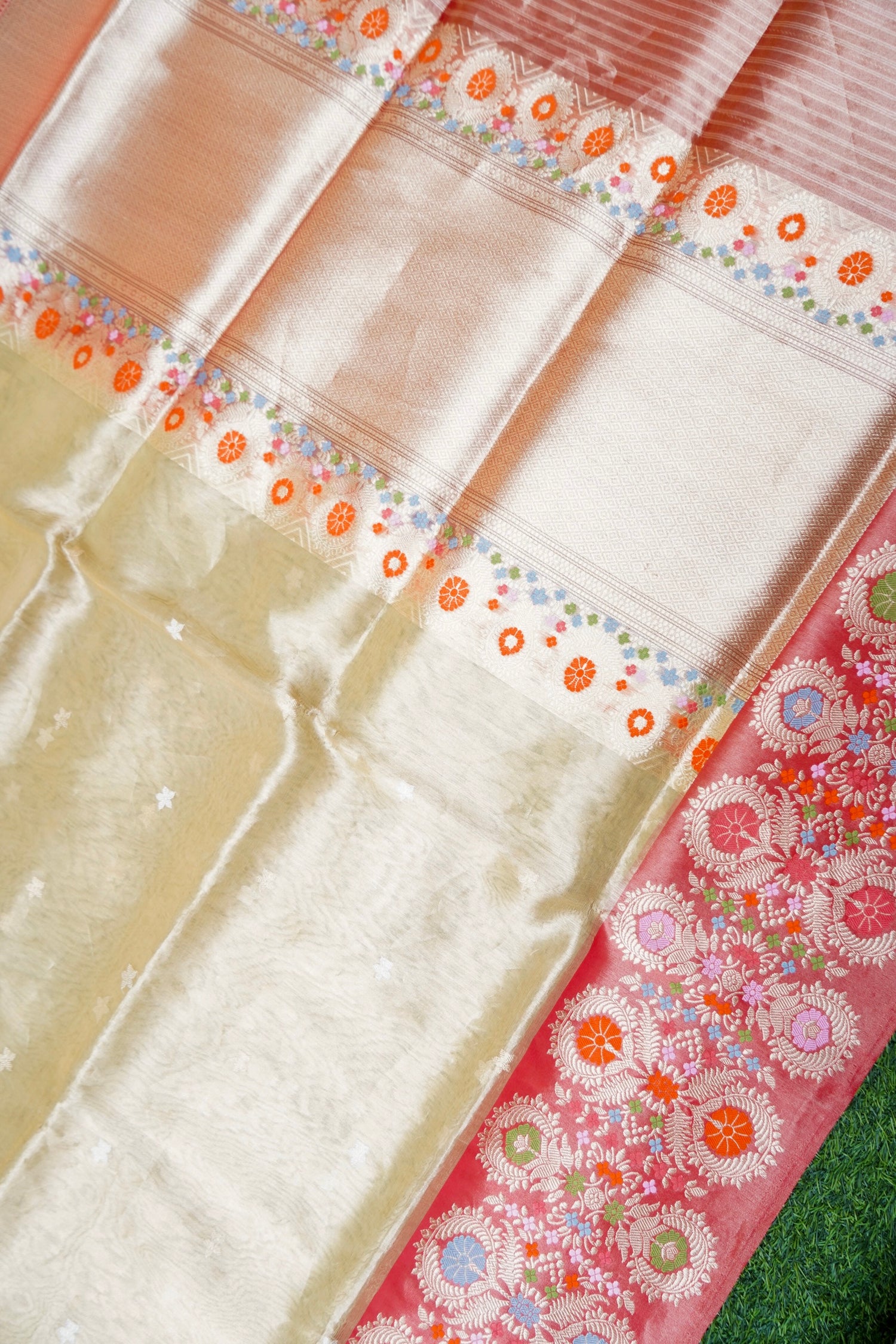 Banarasi Kora Tissue Kadwa Silk Border Handloom Saree | Ivory