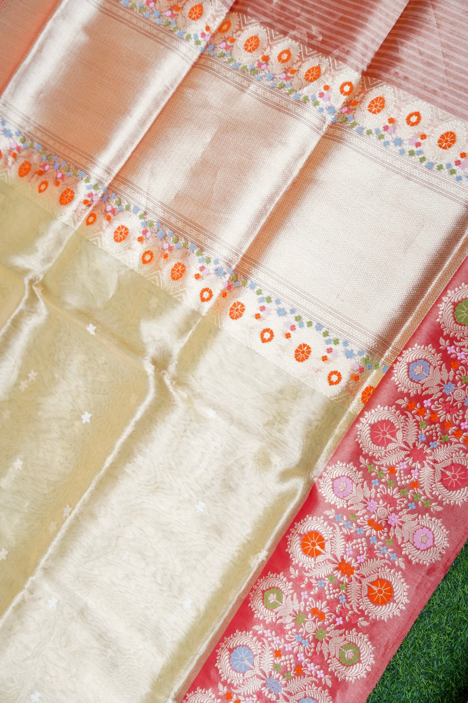 Banarasi Kora Tissue Kadwa Silk Border Handloom Saree | Ivory