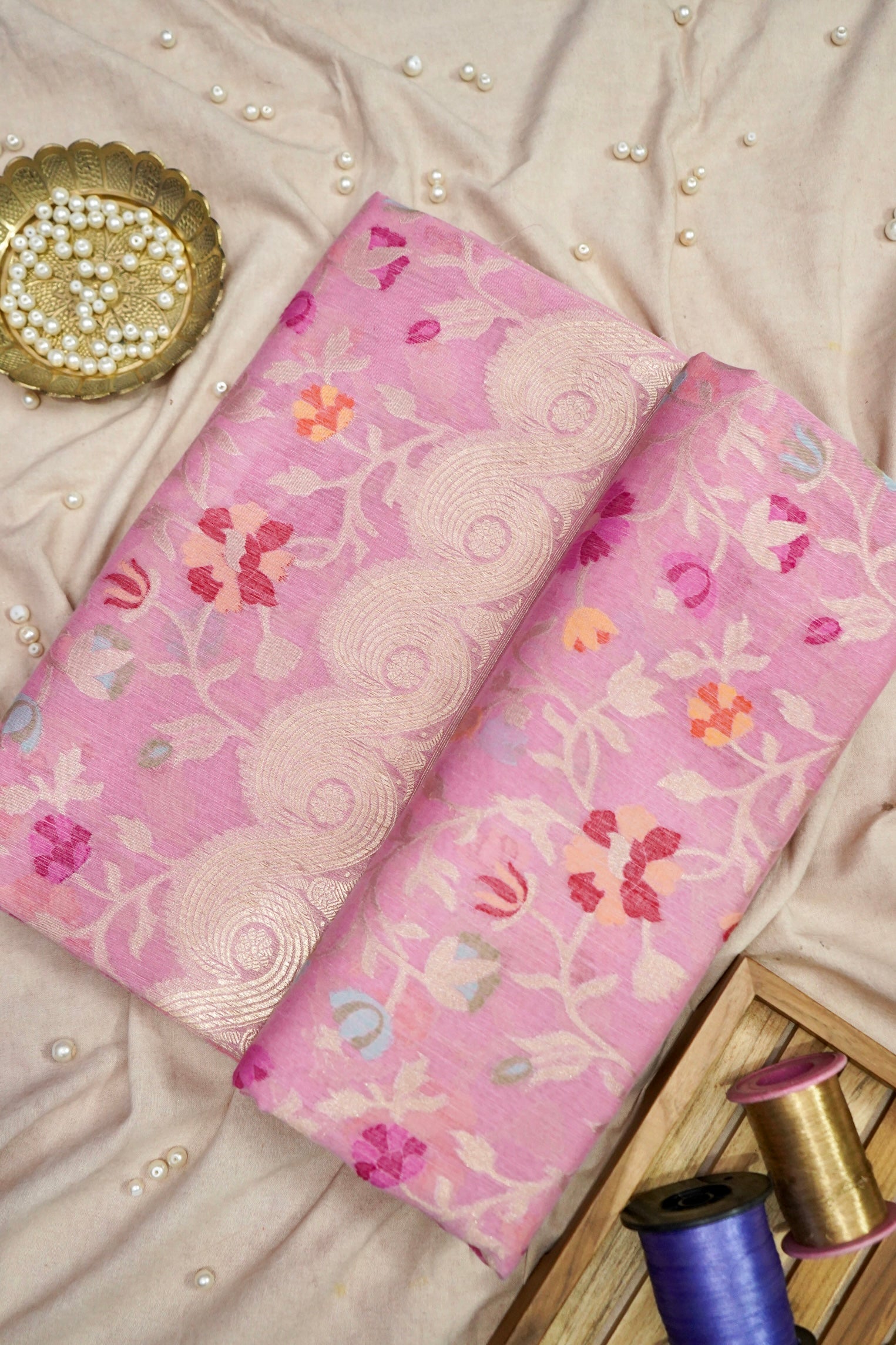 Banarasi Kora Silk Ektara Kadwa Meenakari Handwoven Saree in Rose Pink - Khinkhwab