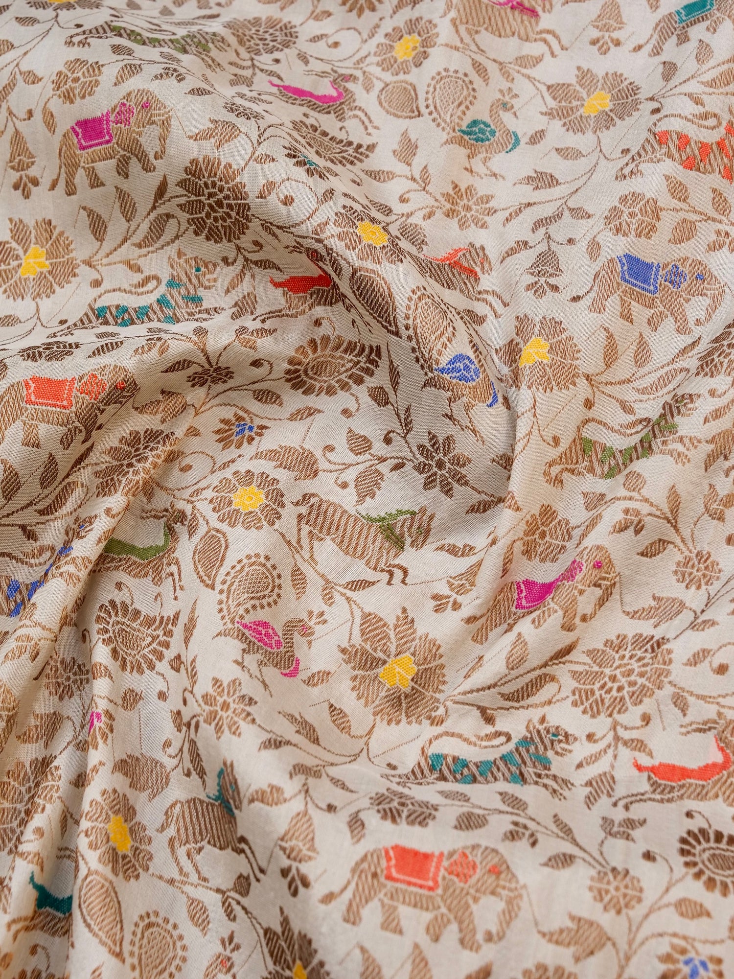 Handloom Banarasi Katan Silk Kadwa Shikargah Dupatta with Antique Zari