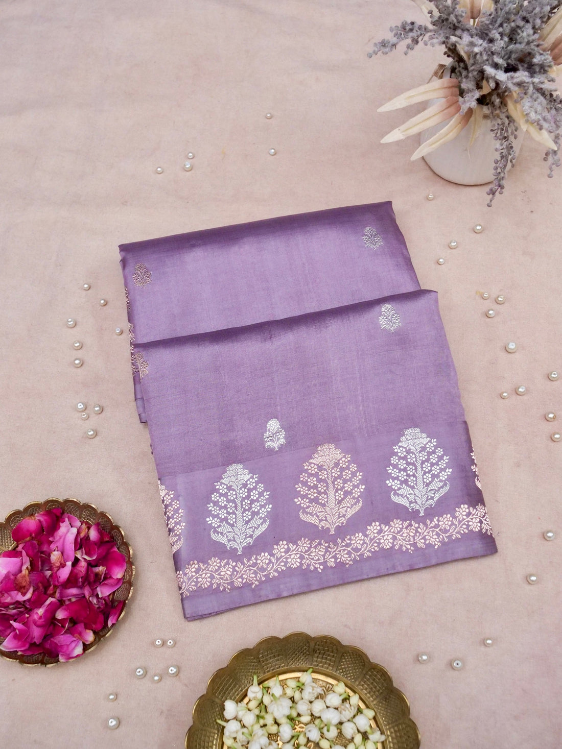 Banarasi Katan Silk Kadwa Tree Buti Handwoven Saree in Dusty Mauve - Khinkhwab