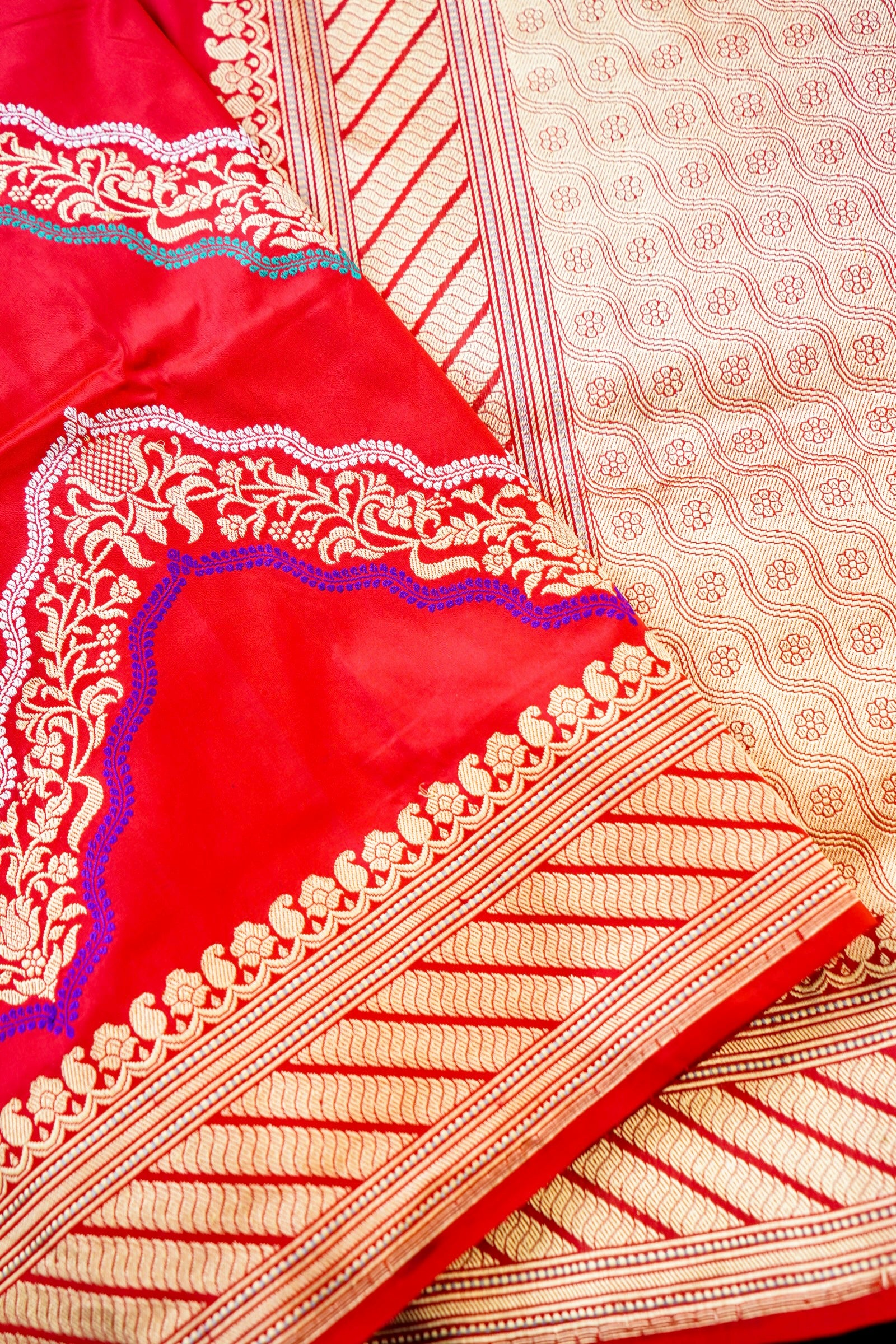 Handwoven Banarasi Silk Kadwa Zig Zag Saree
