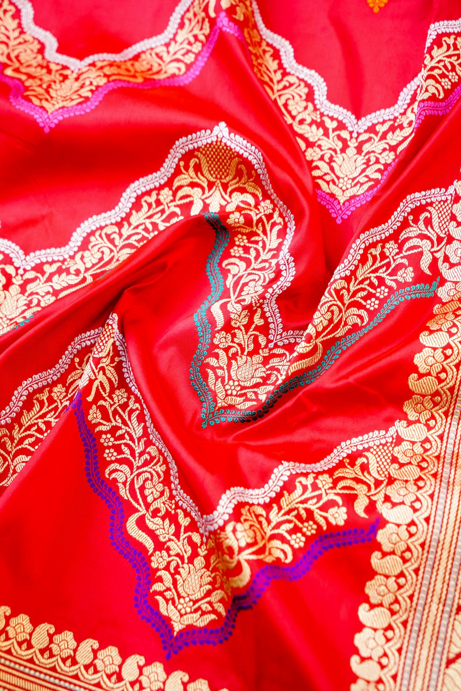 Handwoven Banarasi Silk Kadwa Zig Zag Saree