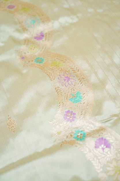 Banarasi Katan Silk Kadwa Scallop Border Handloom Saree | Sage