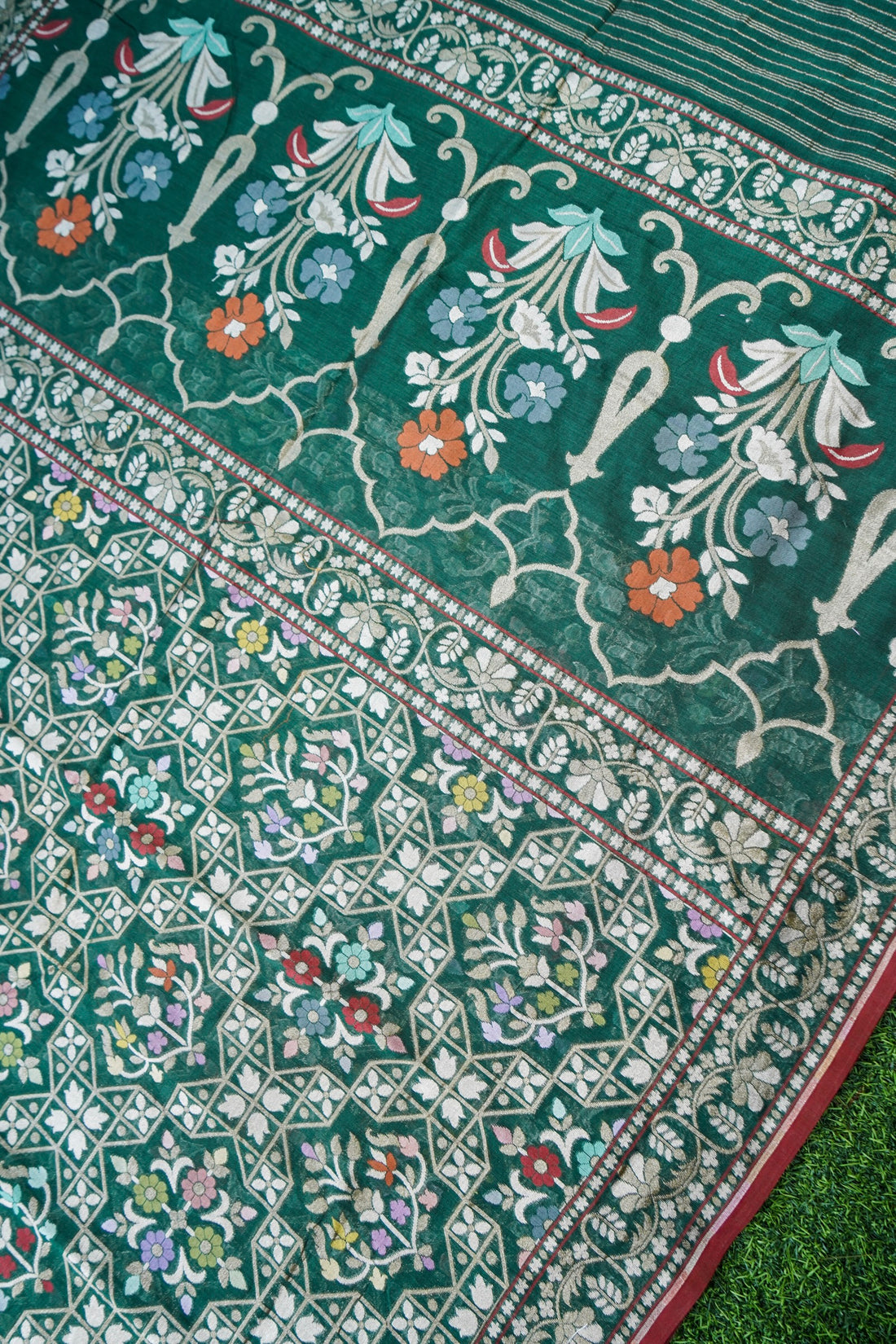 Banarasi Cotton Handloom Jamdani Ektara Saree | Green - Khinkhwab