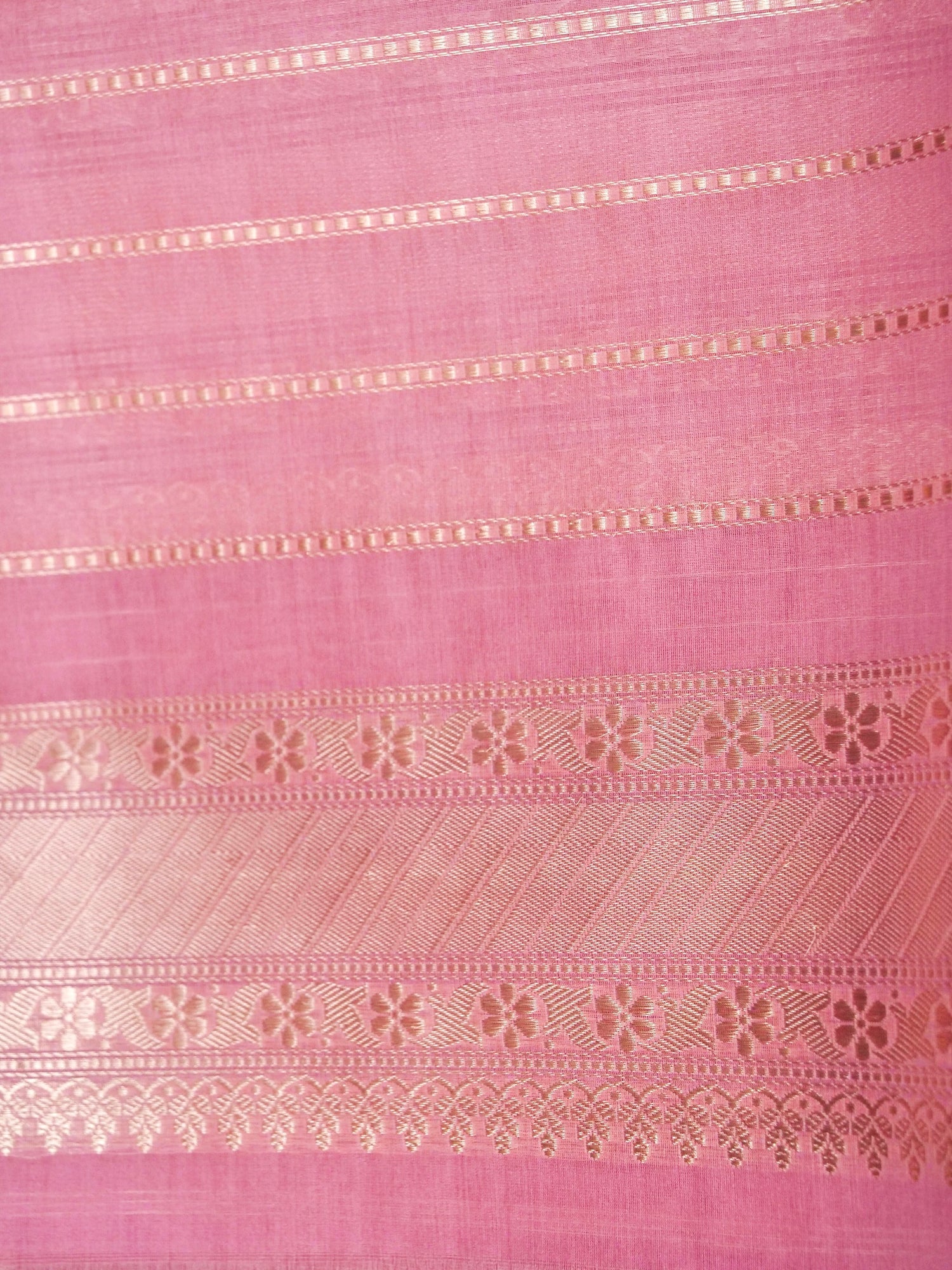 Banarasi Organza Kadwa Jangla Handwoven Saree in Rose Pink