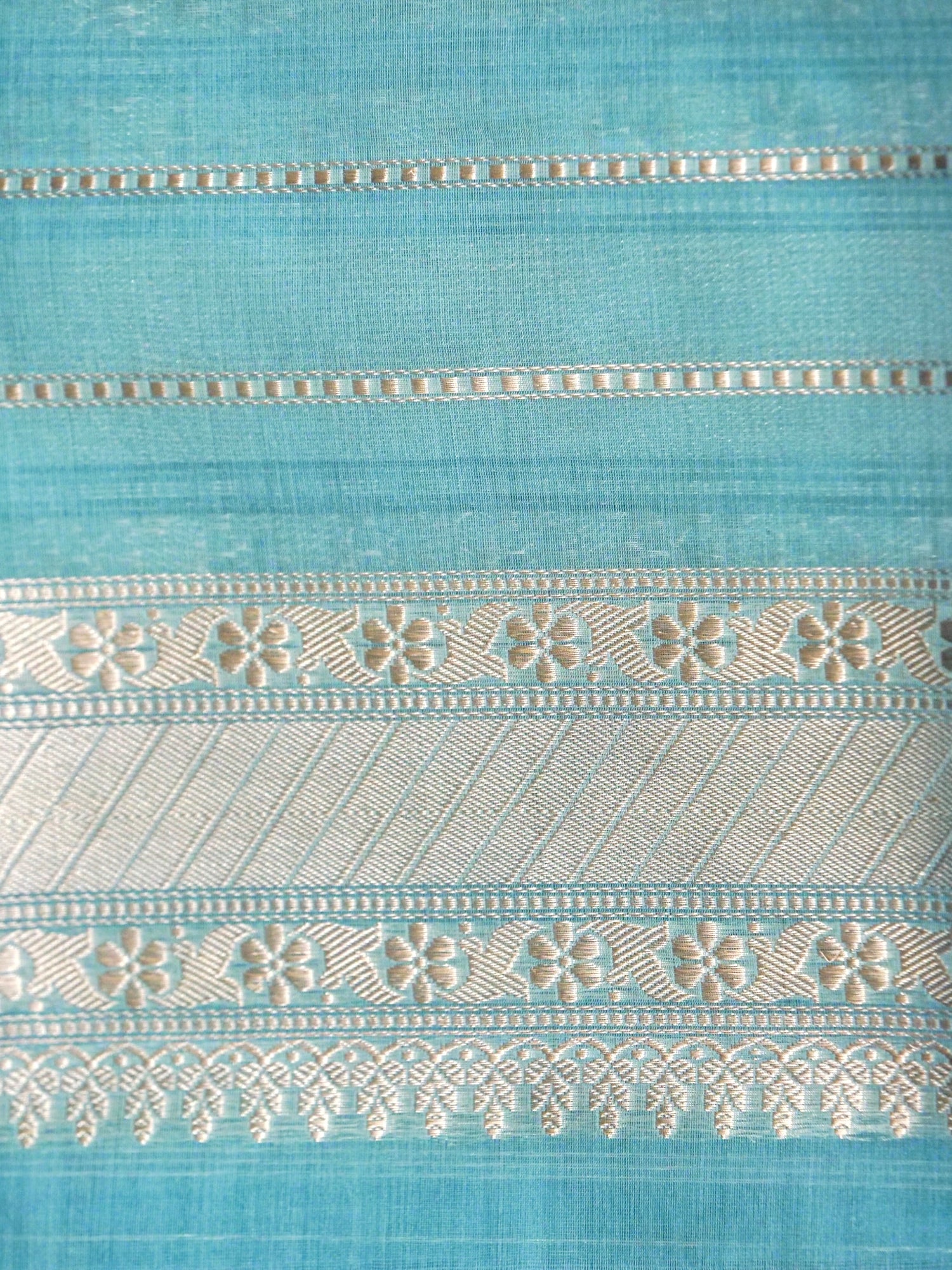 Banarasi Organza Kadwa Jangla Handwoven Saree in Sky Blue - Khinkhwab