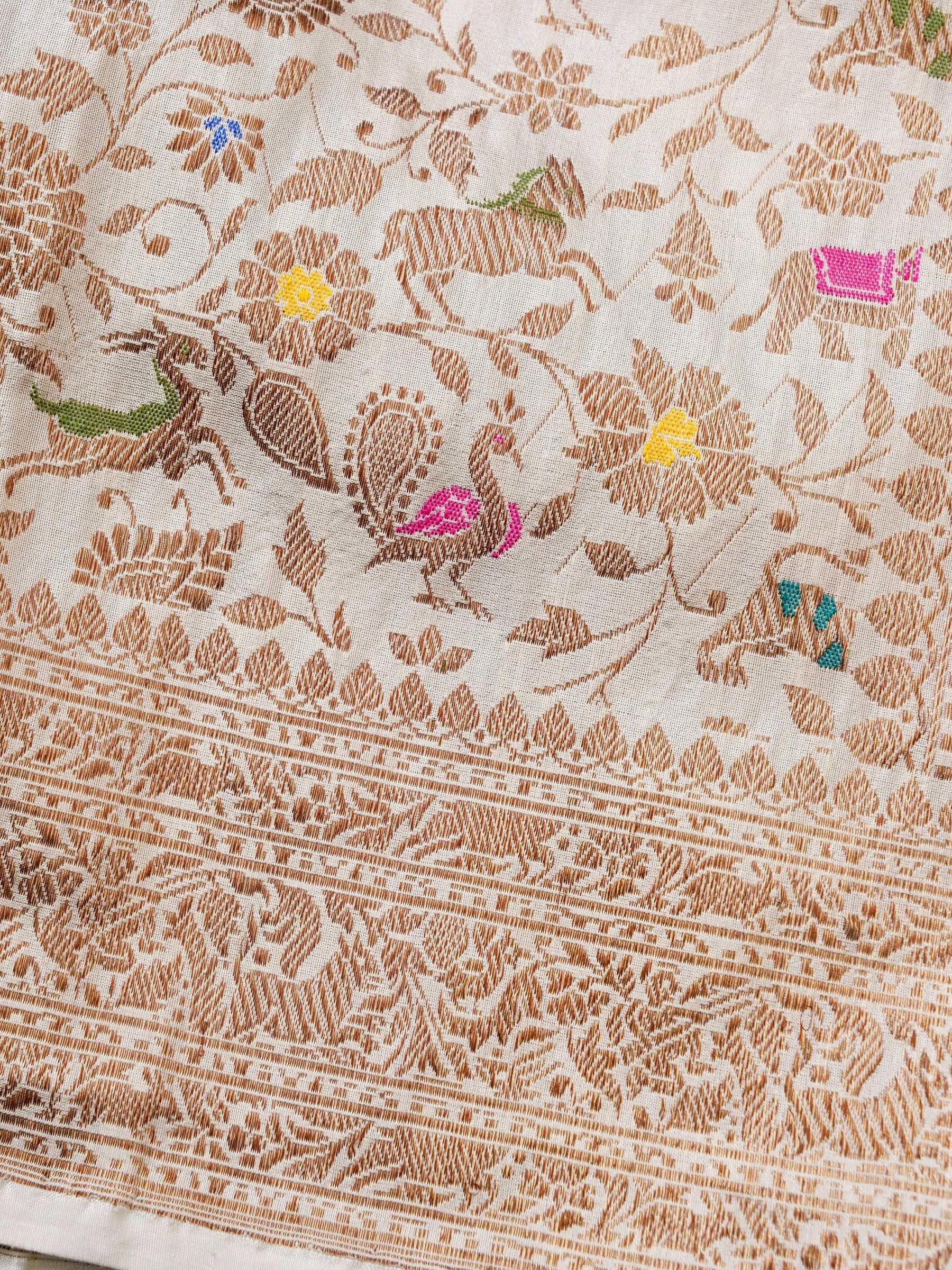 Handloom Banarasi Katan Silk Kadwa Shikargah Dupatta with Antique Zari