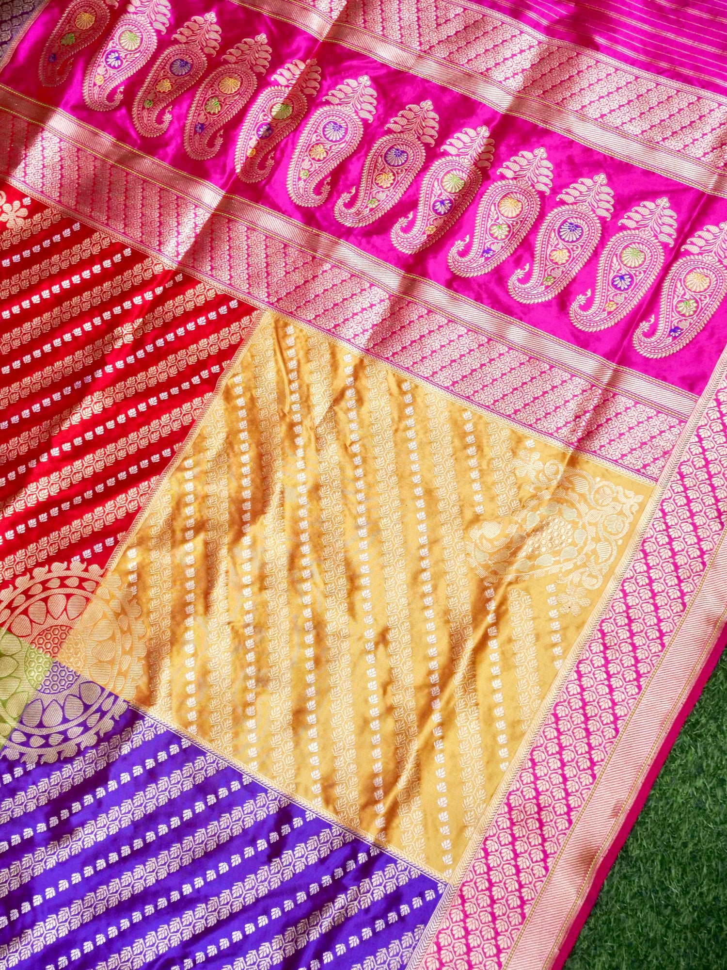Chauki Rangkat | Handloom Banarasi Pure Cotton Kora Saree in White