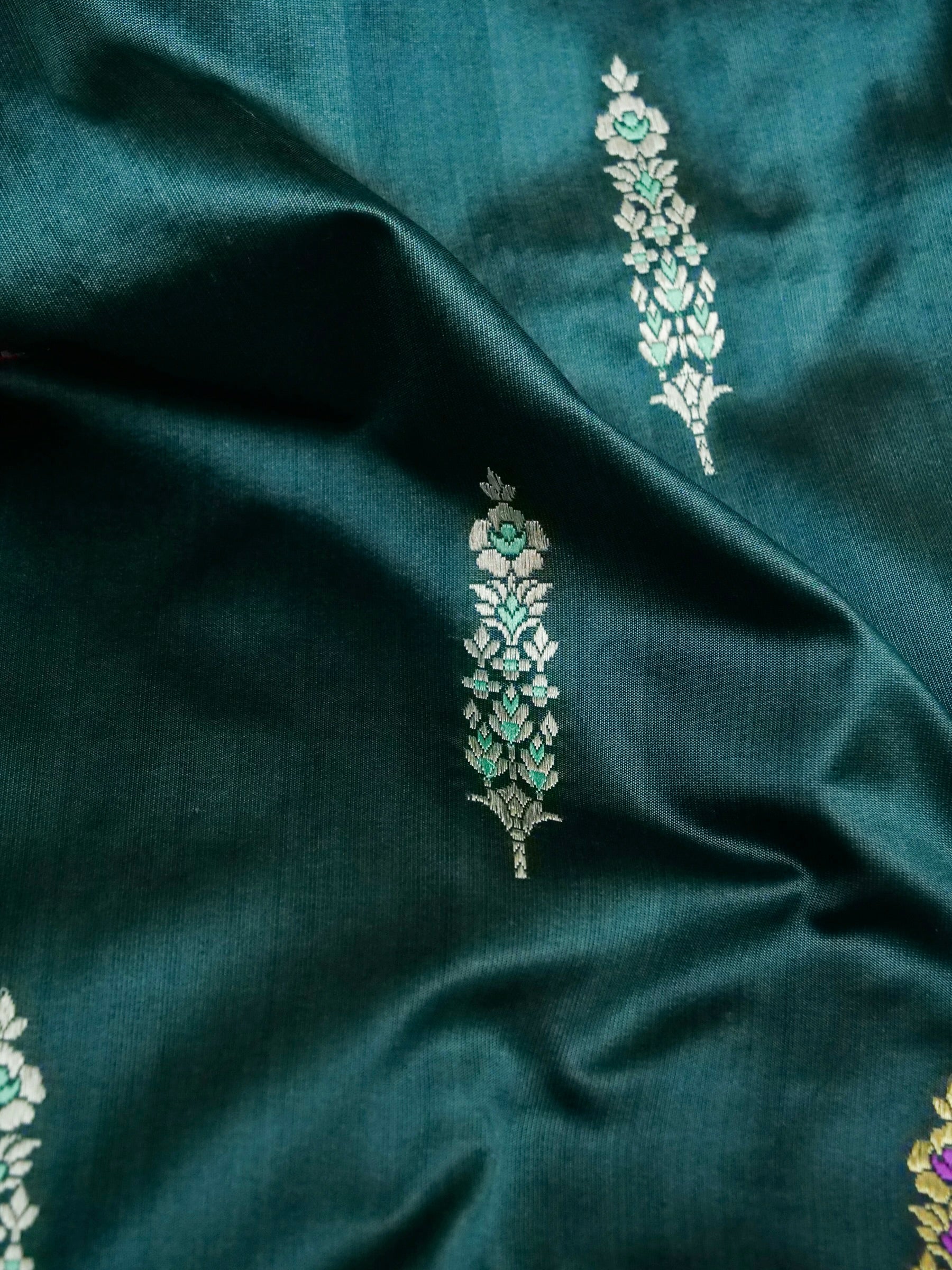 Banarasi Katan Silk Kadwa Tilfi Border Handloom Saree | Teal - Khinkhwab