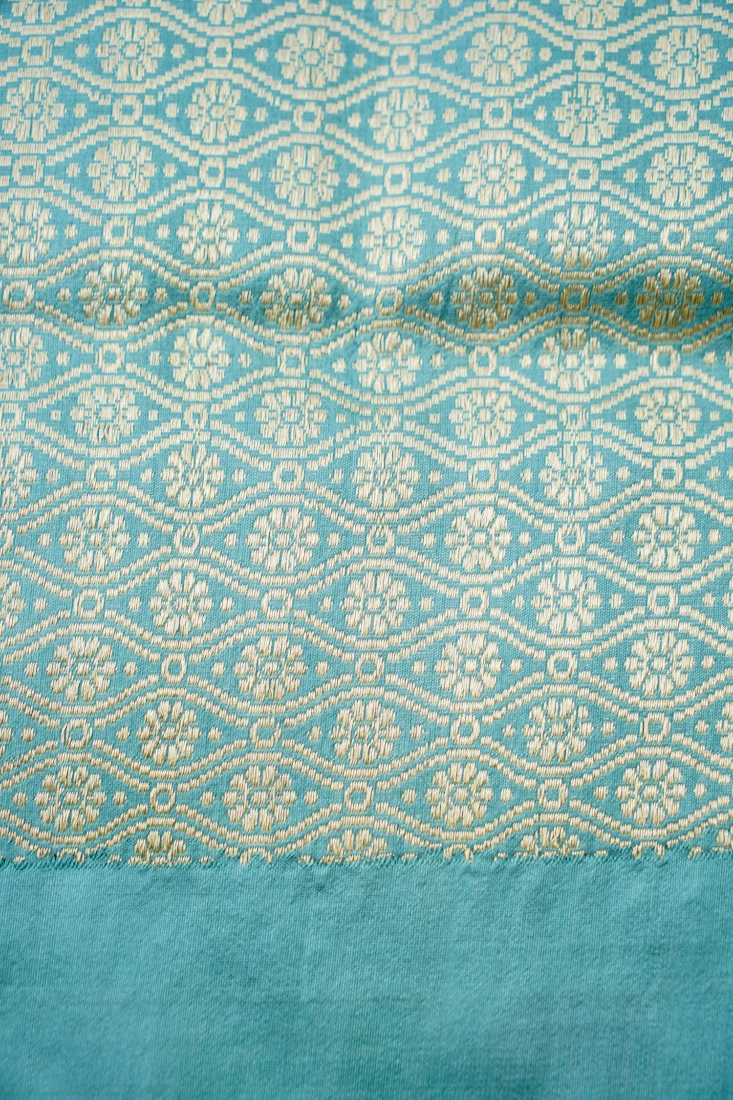 Banarasi Katan Silk Kadwa Handloom Saree in Sky Blue - Khinkhwab