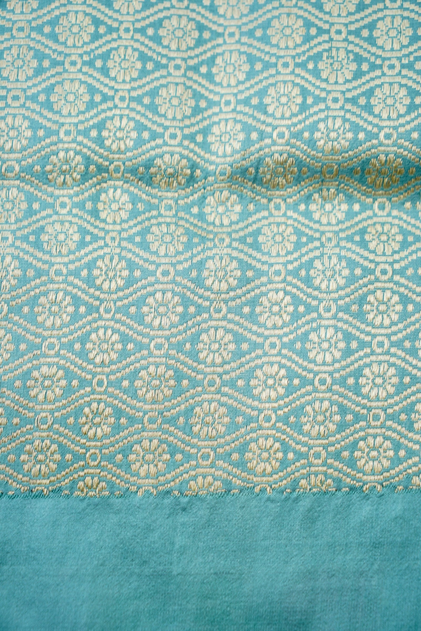 Banarasi Katan Silk Kadwa Handloom Saree in Sky Blue - Khinkhwab