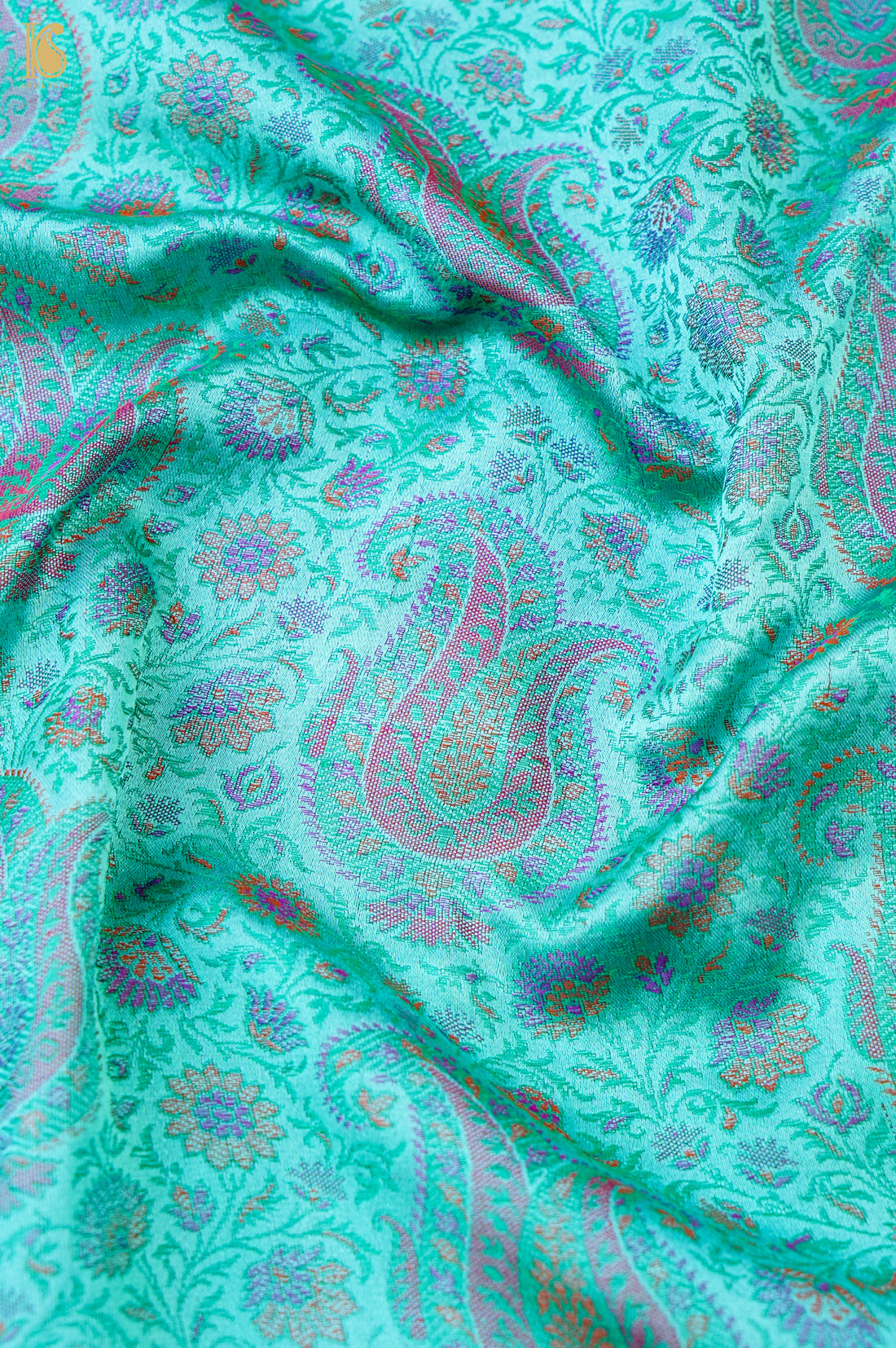 Handloom Banarasi Kalka Ambi Tanchoi Silk Fabric