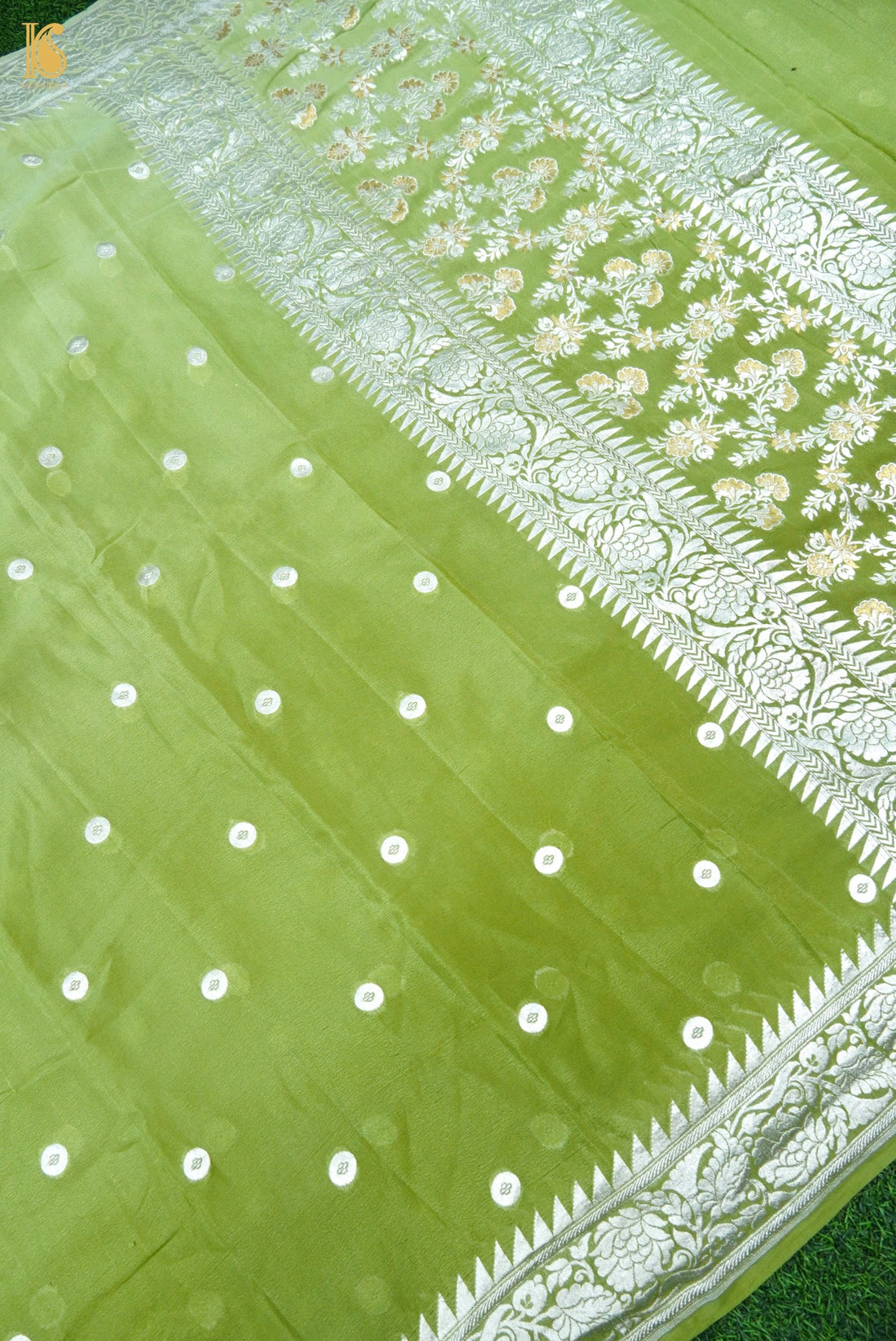 Banarasi Ashrafi Boota Georgette Saree