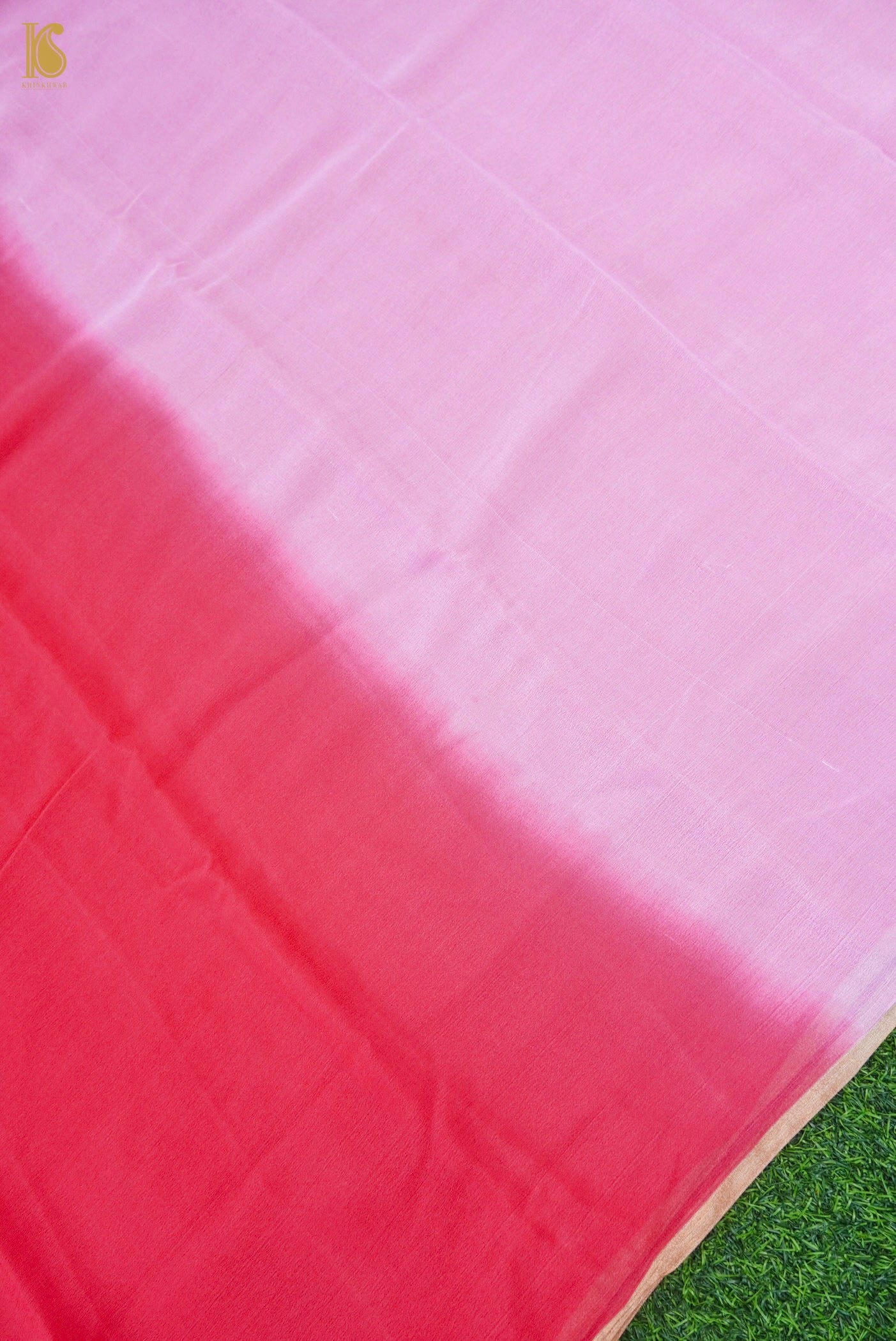 Red &amp; Pink Plain Georgette Handloom Banarasi Saree