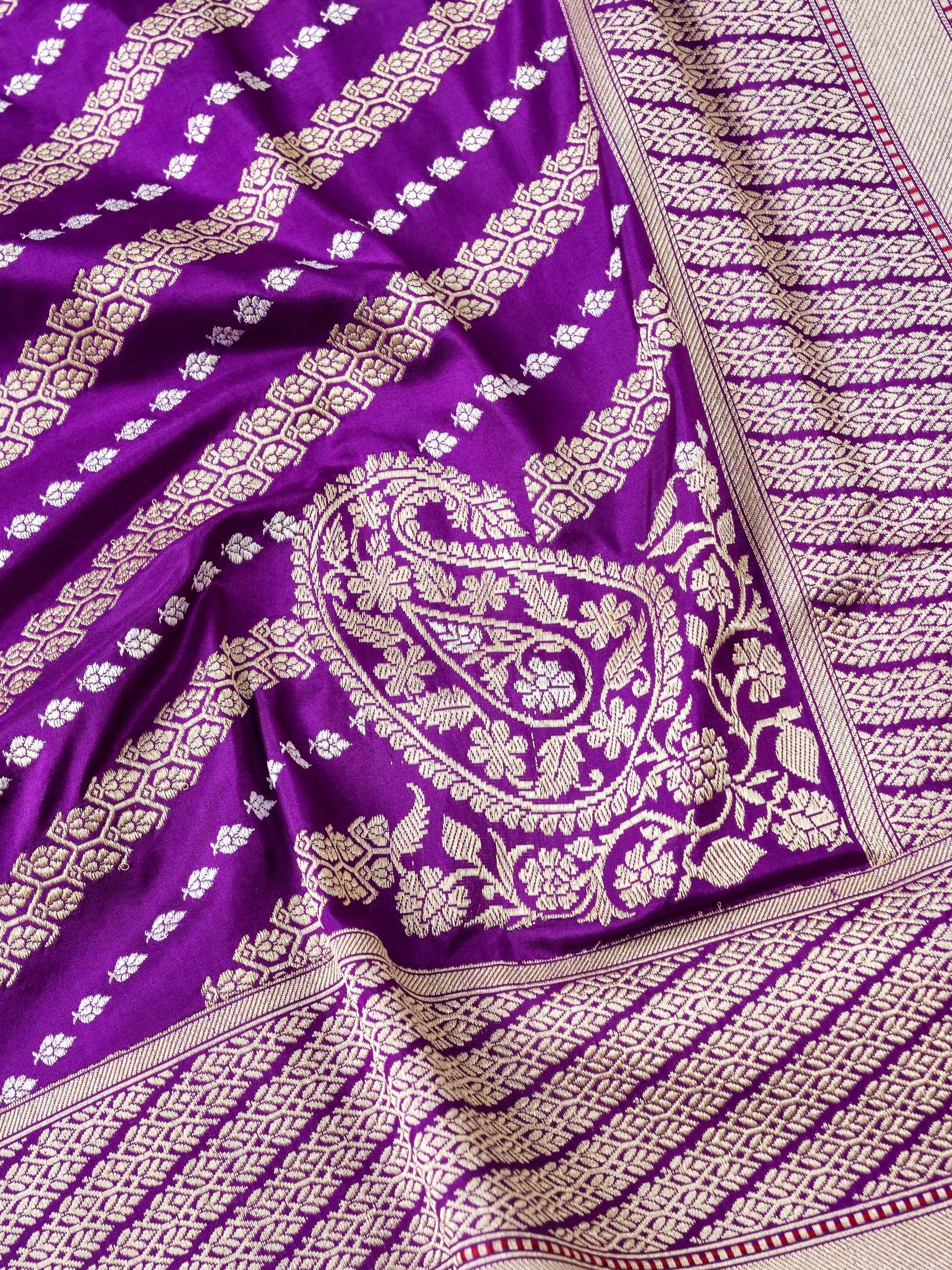 Handloom Banarasi Katan Silk Kadwa Saree