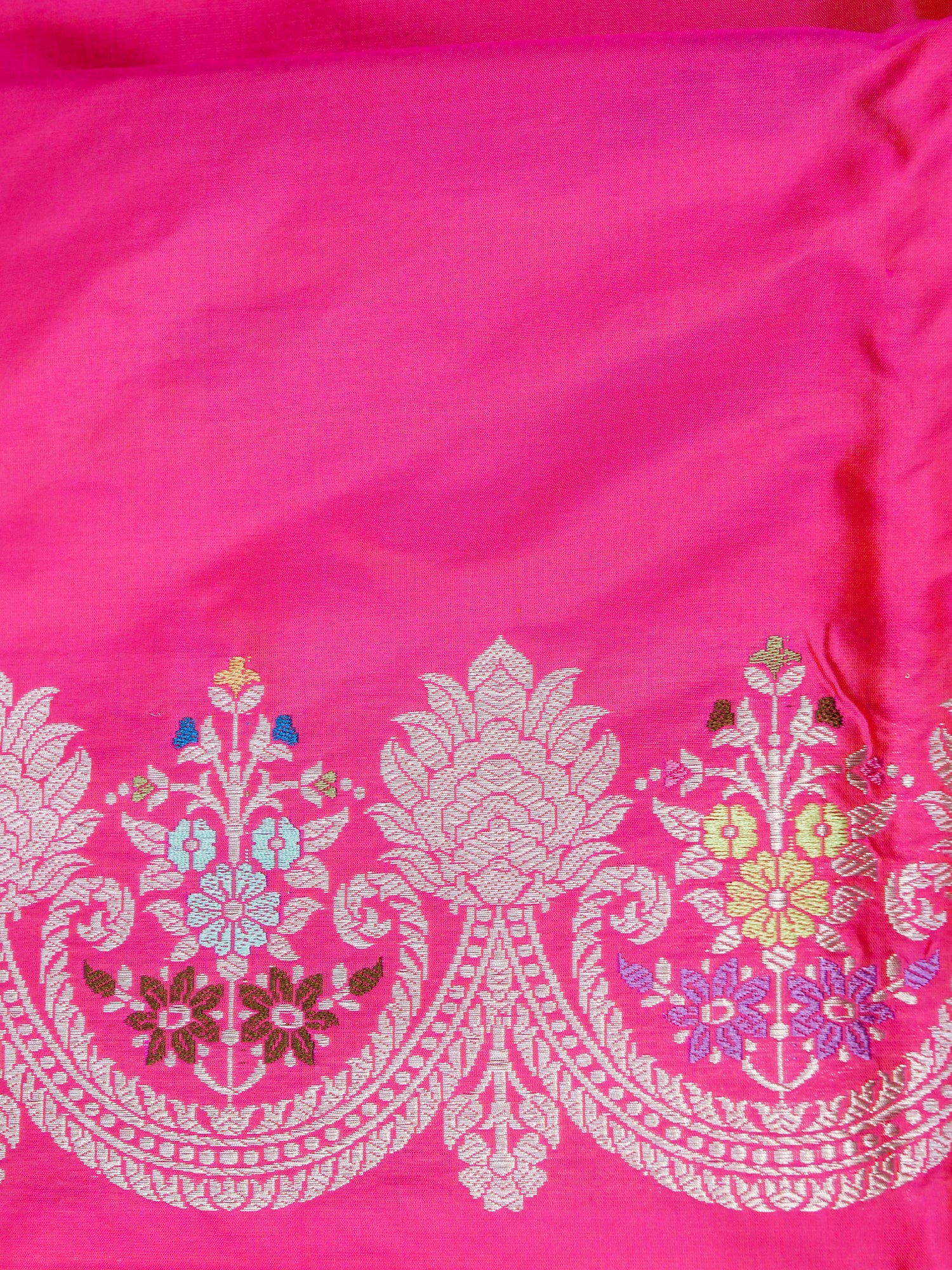 Handloom Banarasi Katan Silk Kadwa Saree