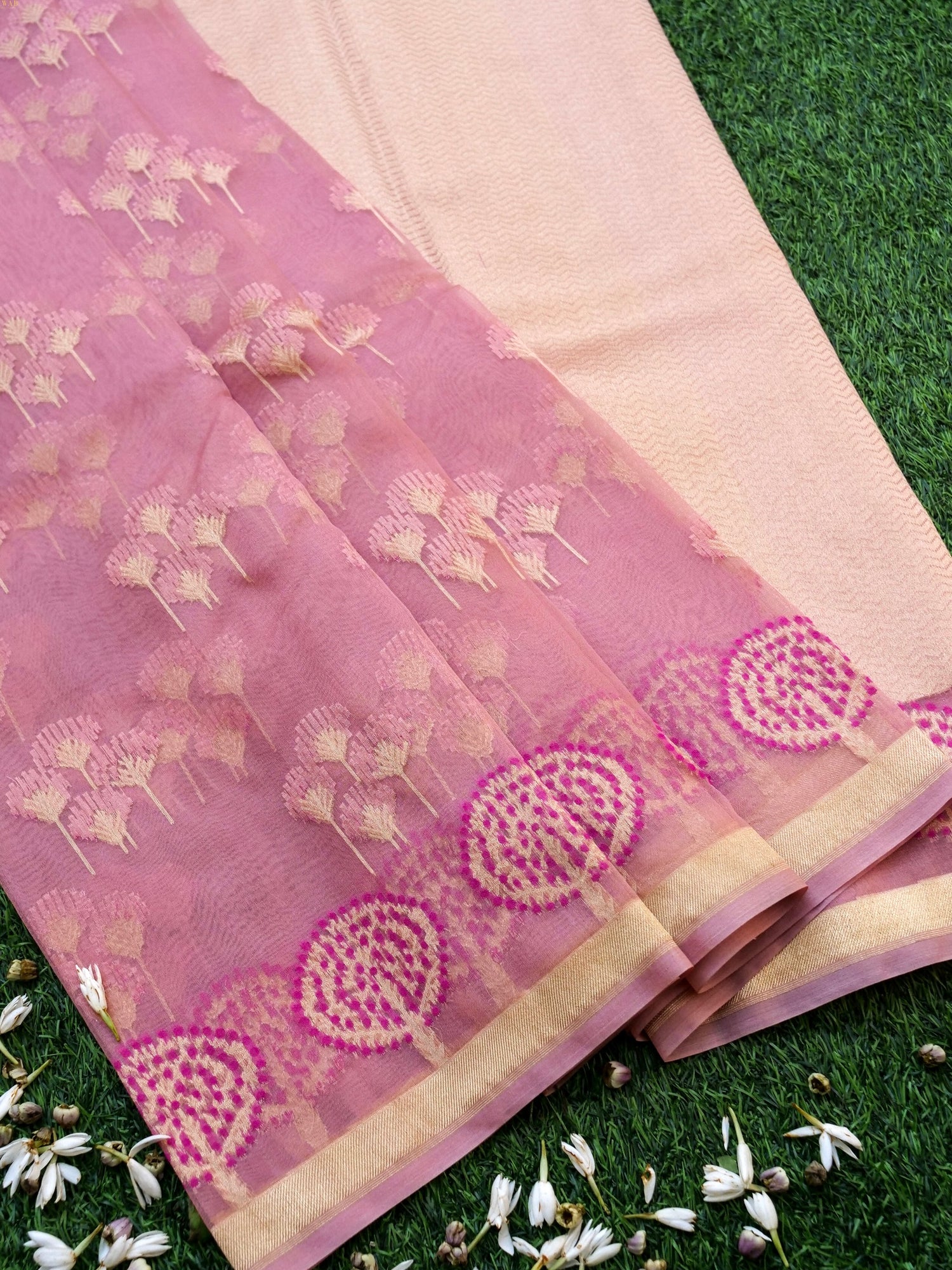 Handloom Kora Banarasi Ektara Pink Saree