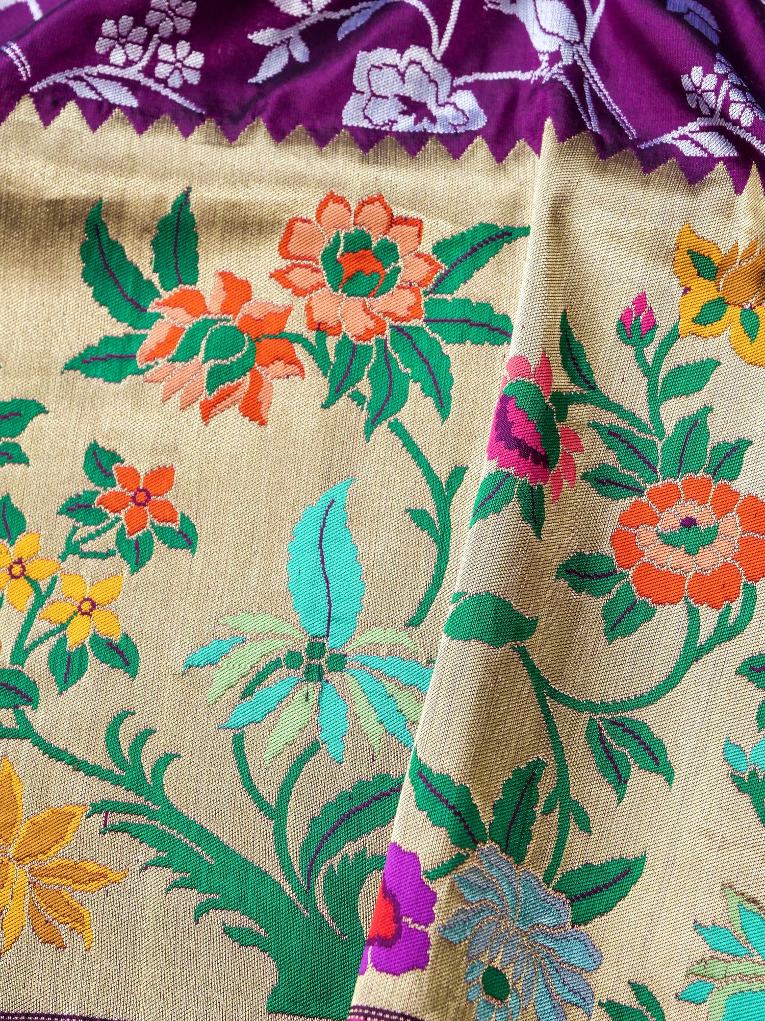 Handloom Banarasi Katan Shikargah Saree
