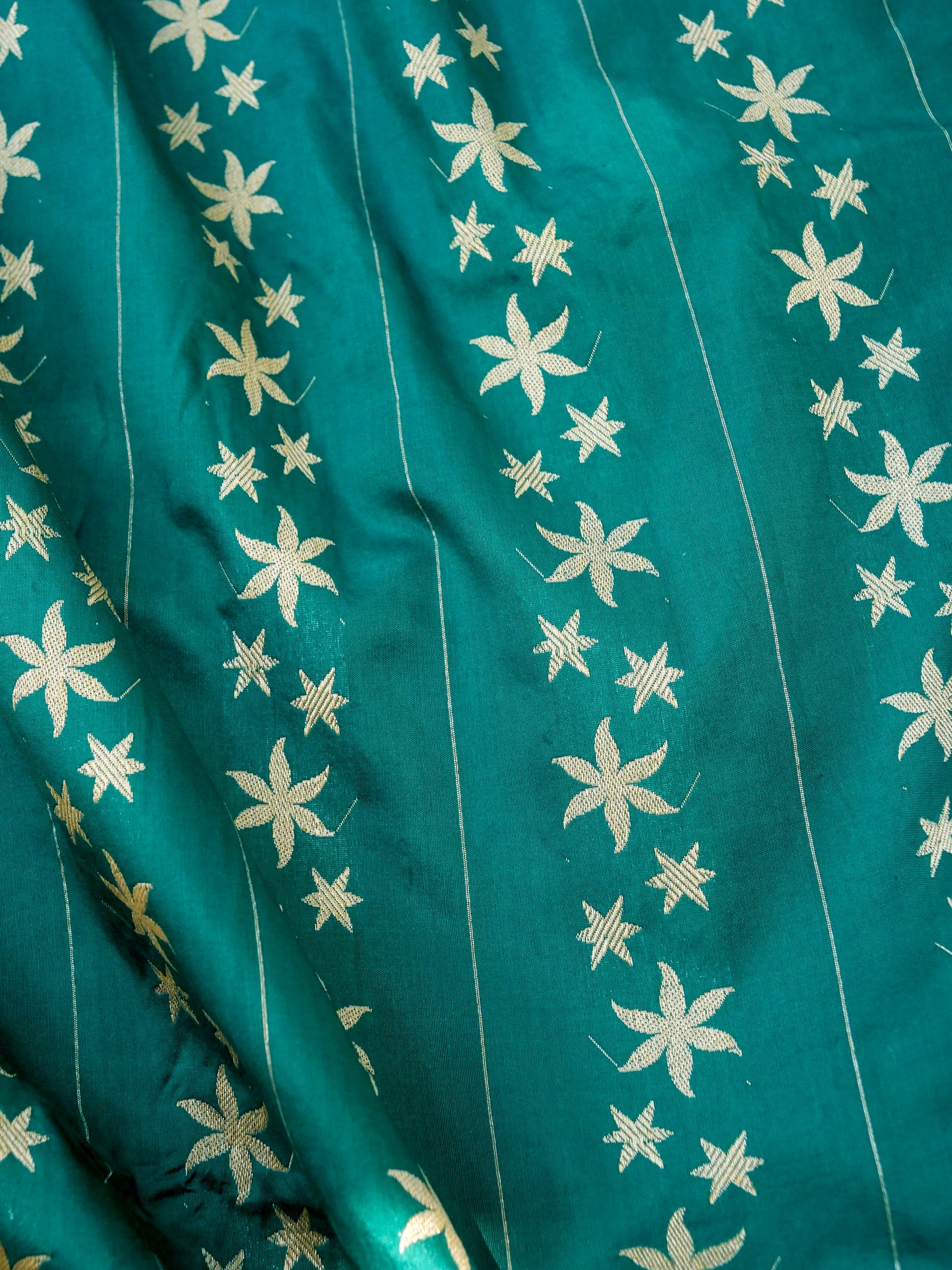 Banarasi Katan Silk Kadwa Star Booti Handloom Saree | Teal - Khinkhwab