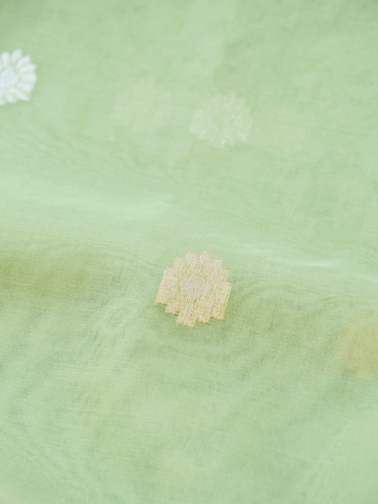Banarasi Kora Silk Kadwa Handloom Saree with Paithani Border | Pista Green - Khinkhwab