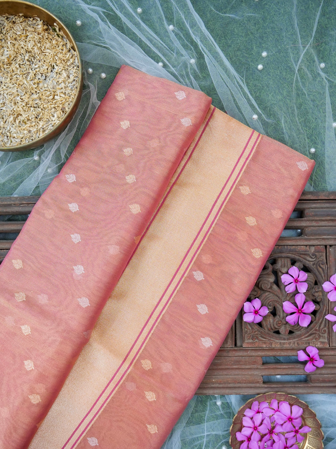 Banarasi Pure Silk Tissue Kadwa Handloom Saree | Blush Pink - Khinkhwab
