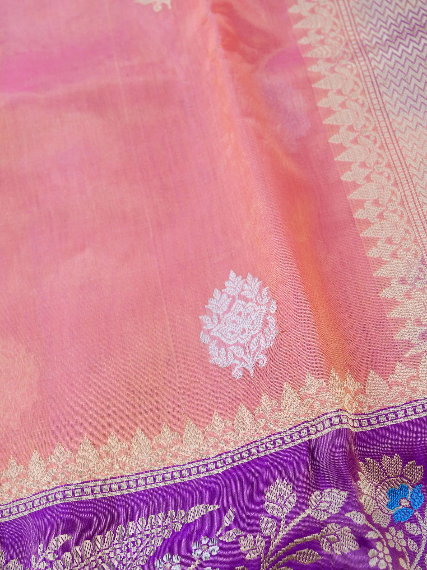 Banarasi Pure Silk Tissue Kadwa Handloom Saree | Peach - Khinkhwab