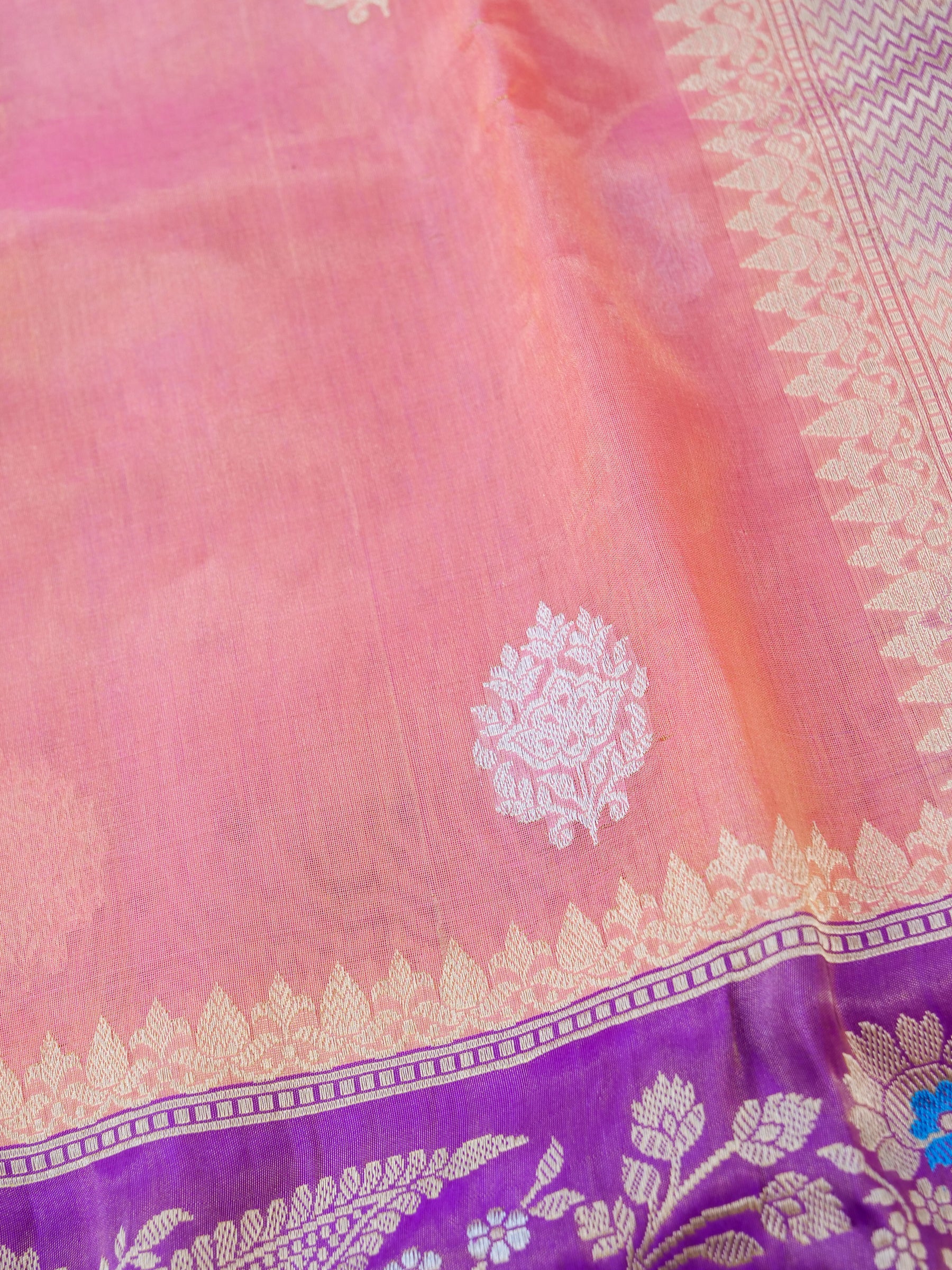 Banarasi Pure Silk Tissue Kadwa Handloom Saree | Peach - Khinkhwab