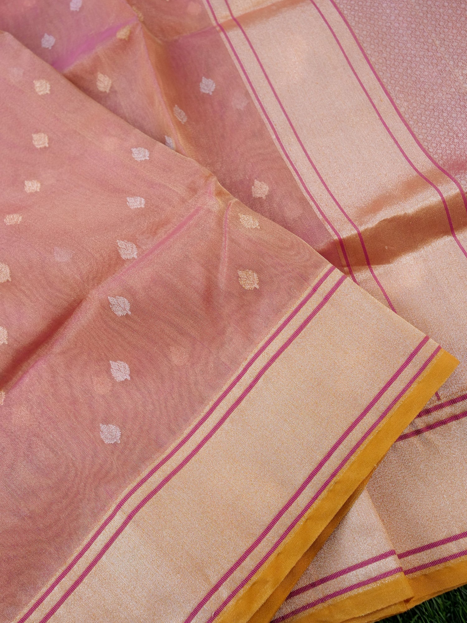 Banarasi Pure Silk Tissue Kadwa Handloom Saree | Blush Pink - Khinkhwab
