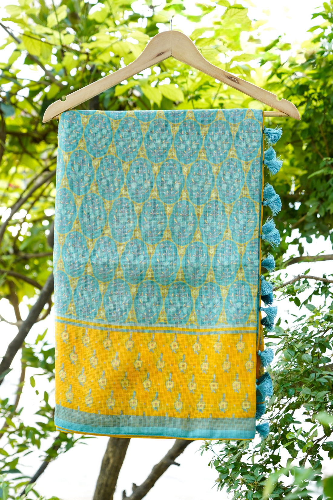 Finch Yellow &amp; Blue Titli Print Kota Saree - Khinkhwab