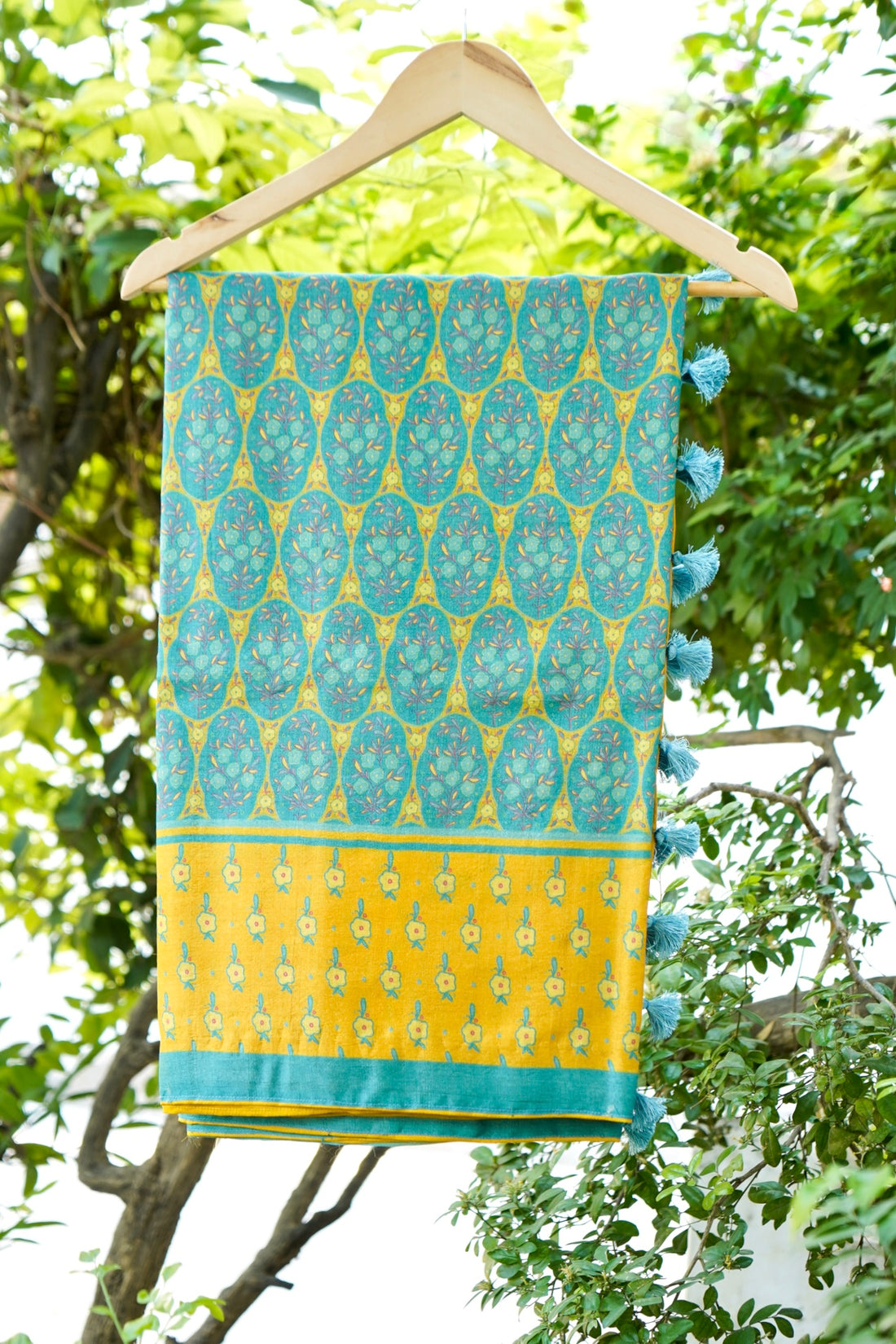 Finch Yellow &amp; Blue Titli Print Tussar Saree - Khinkhwab