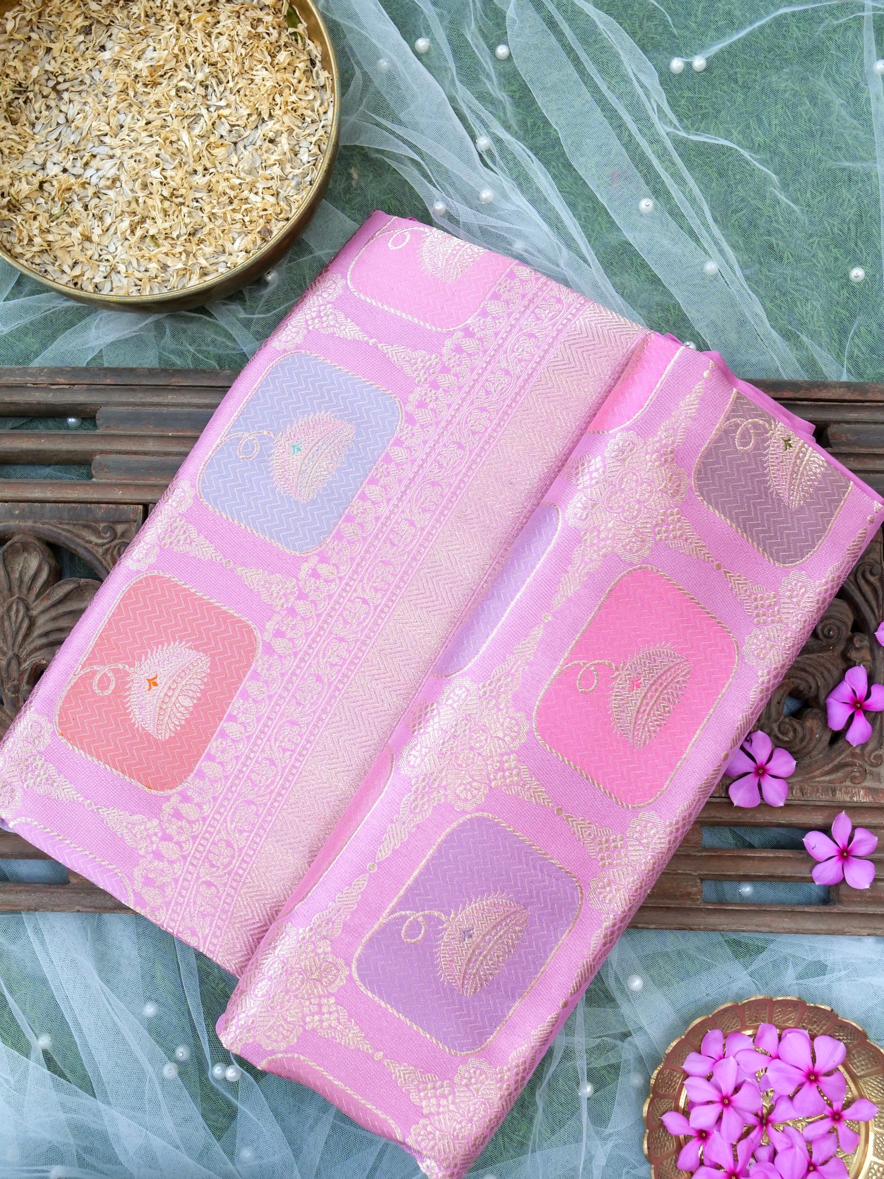 Banarasi Silk Kadwa Rangkat Handloom Saree | Pink - Khinkhwab
