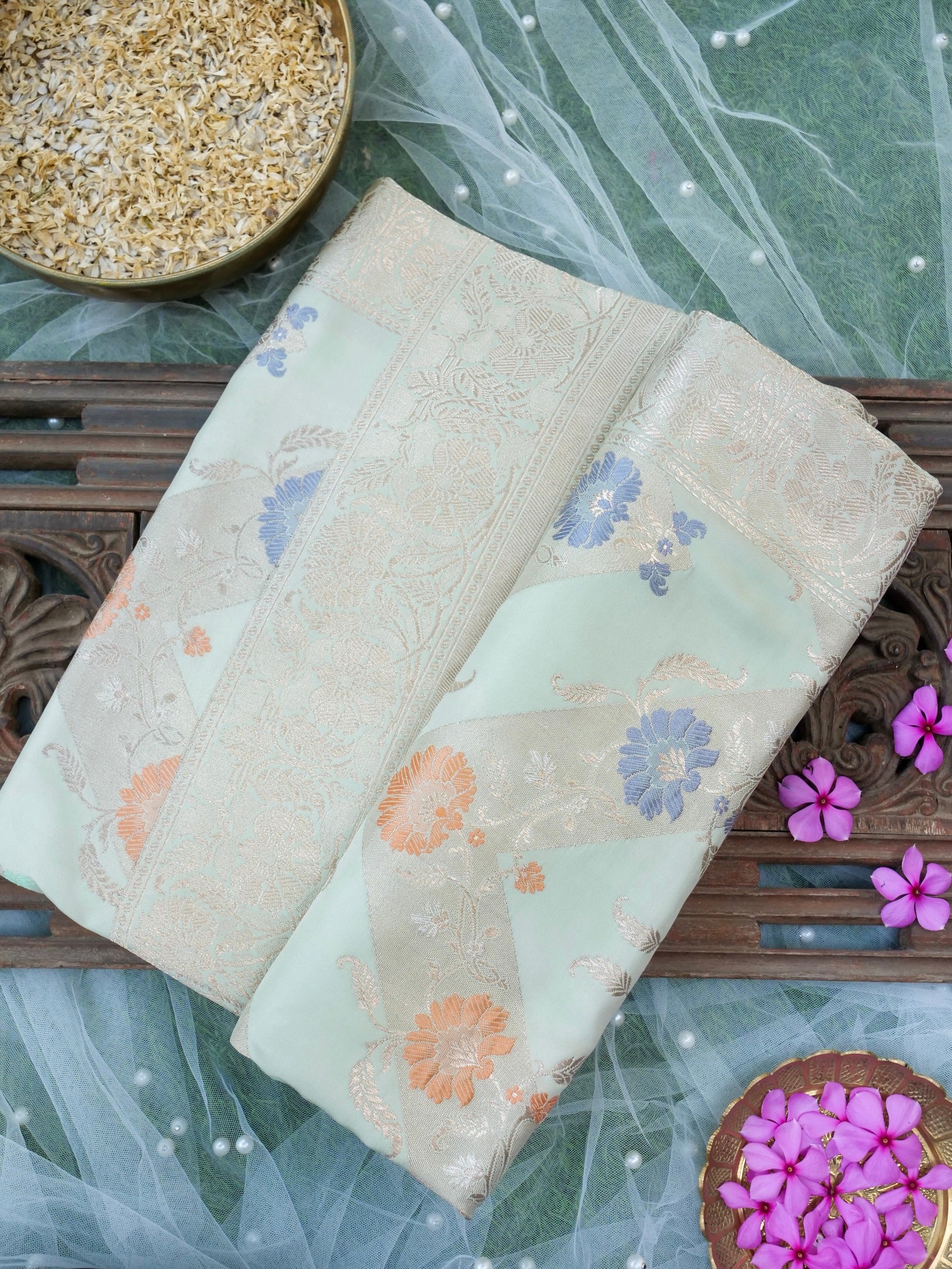 Banarasi Silk Kadwa Floral Jaal Handloom Saree | Mint - Khinkhwab