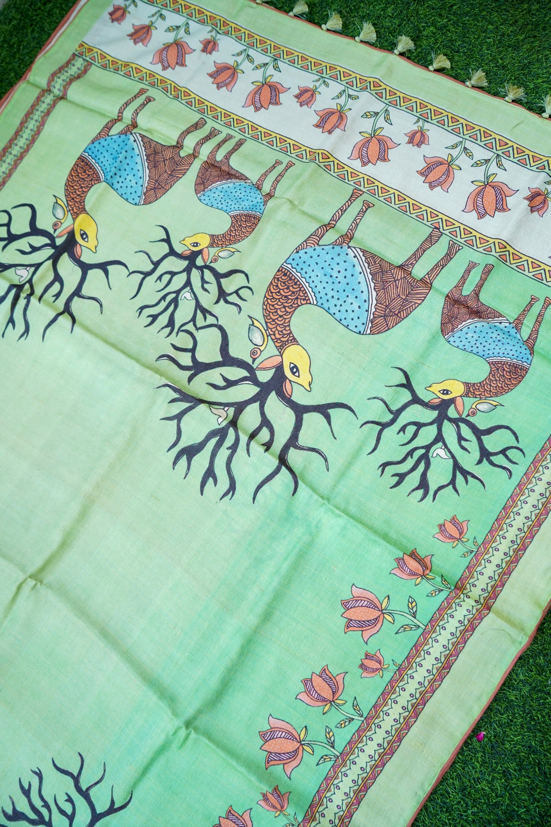 Kasturi Gond Print Tussar Saree in Mint Green - Khinkhwab