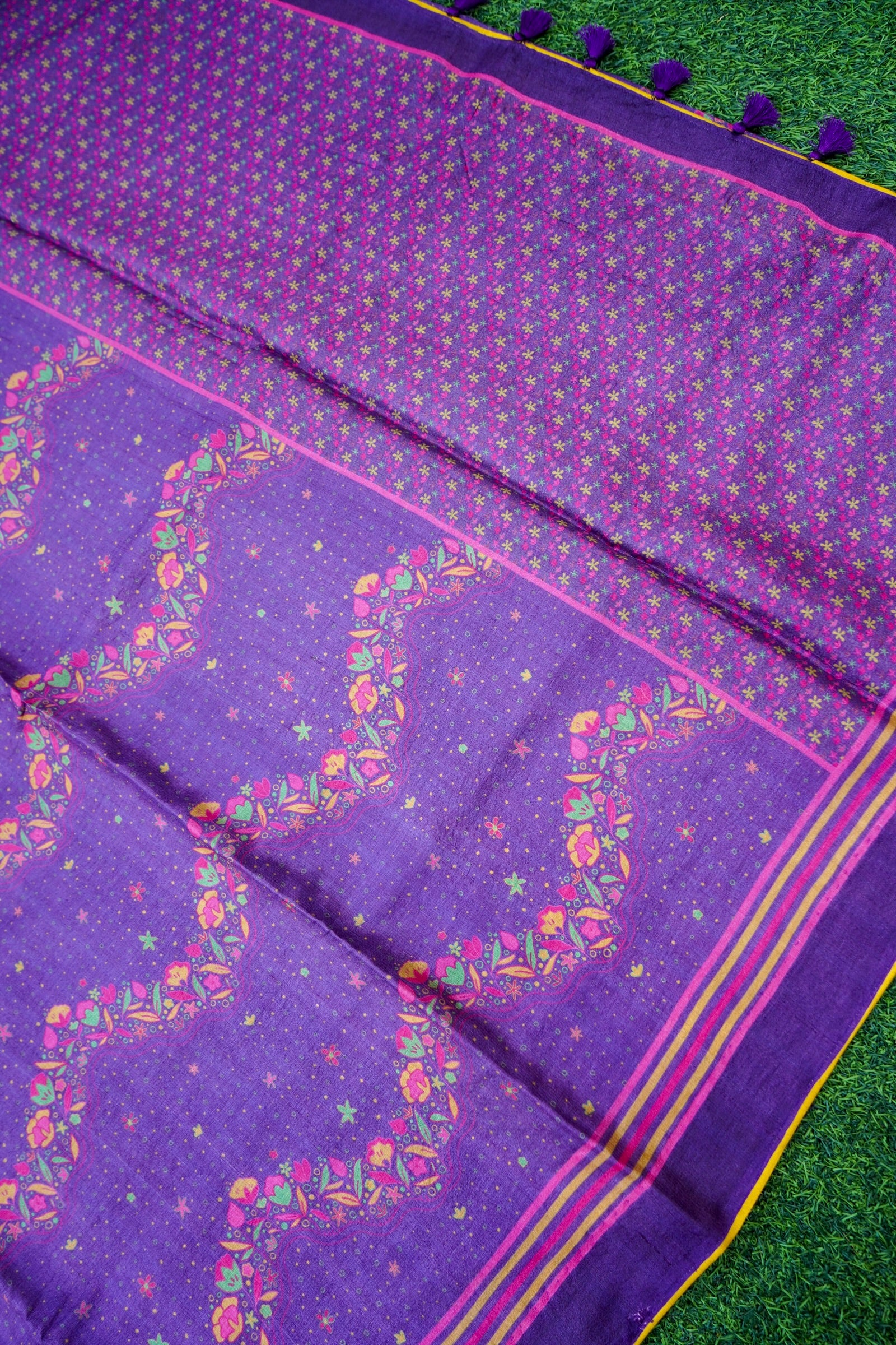 Iris Purple &amp; Pink Titli Print Tussar Saree - Khinkhwab